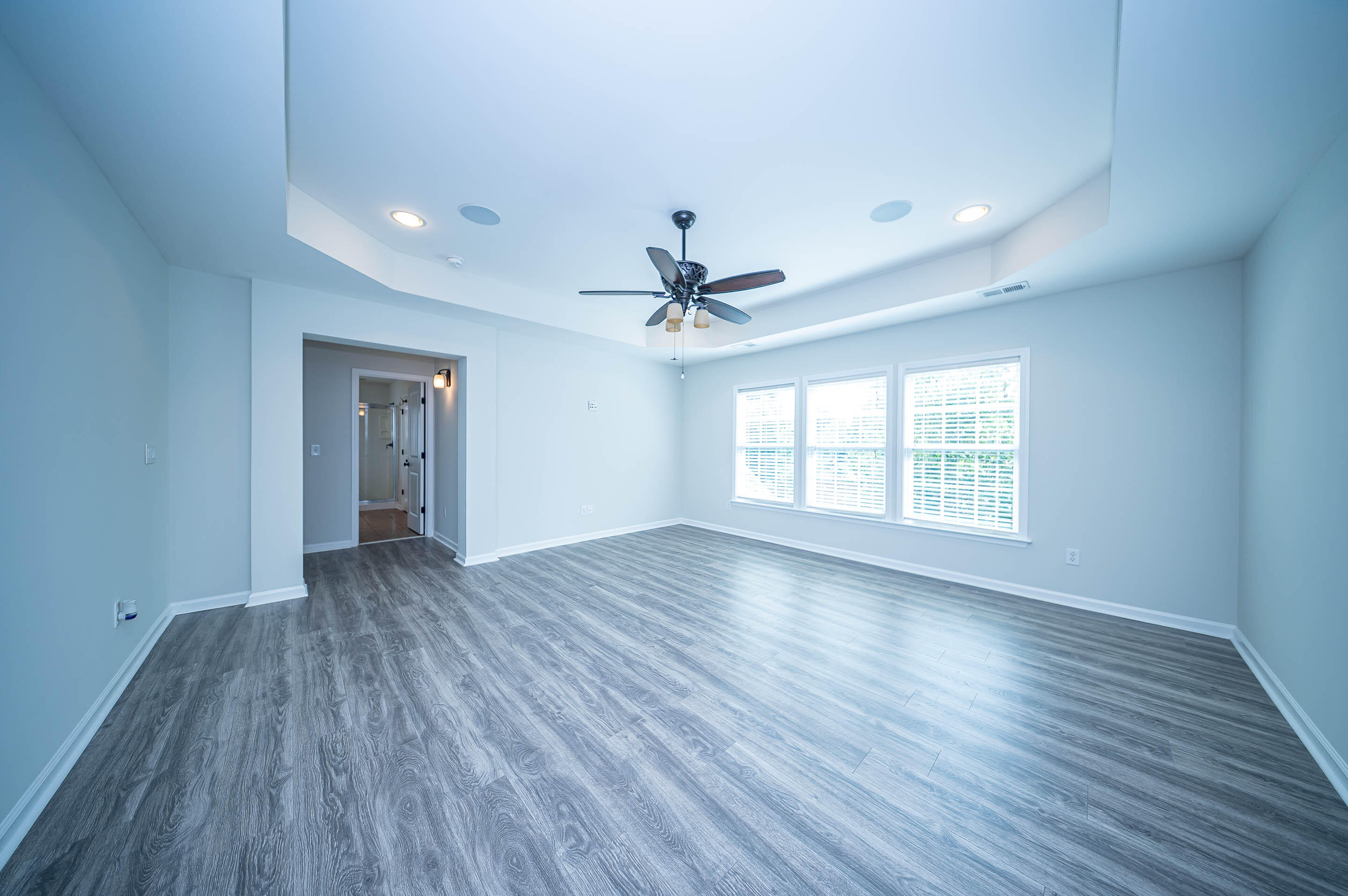 8485 Middle River Way