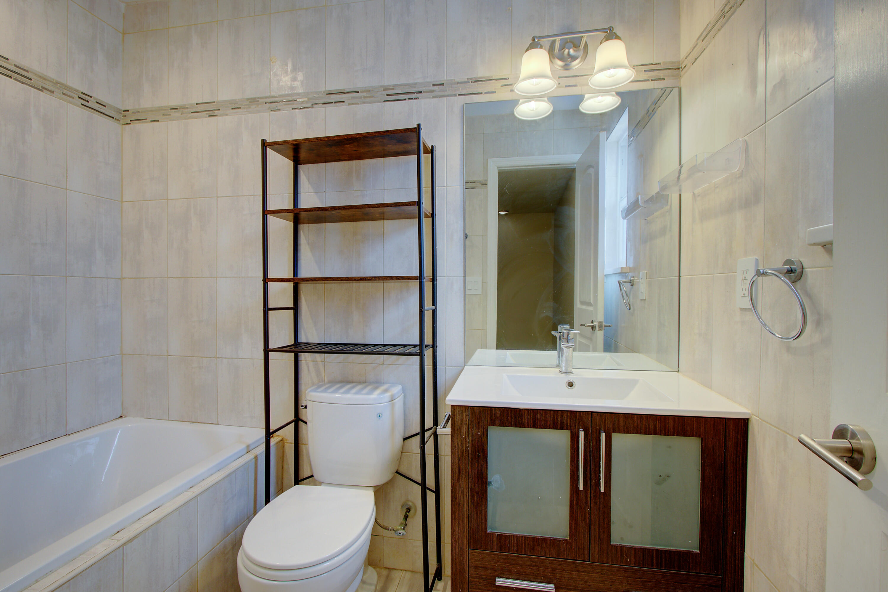 134 Congress Street Apt B