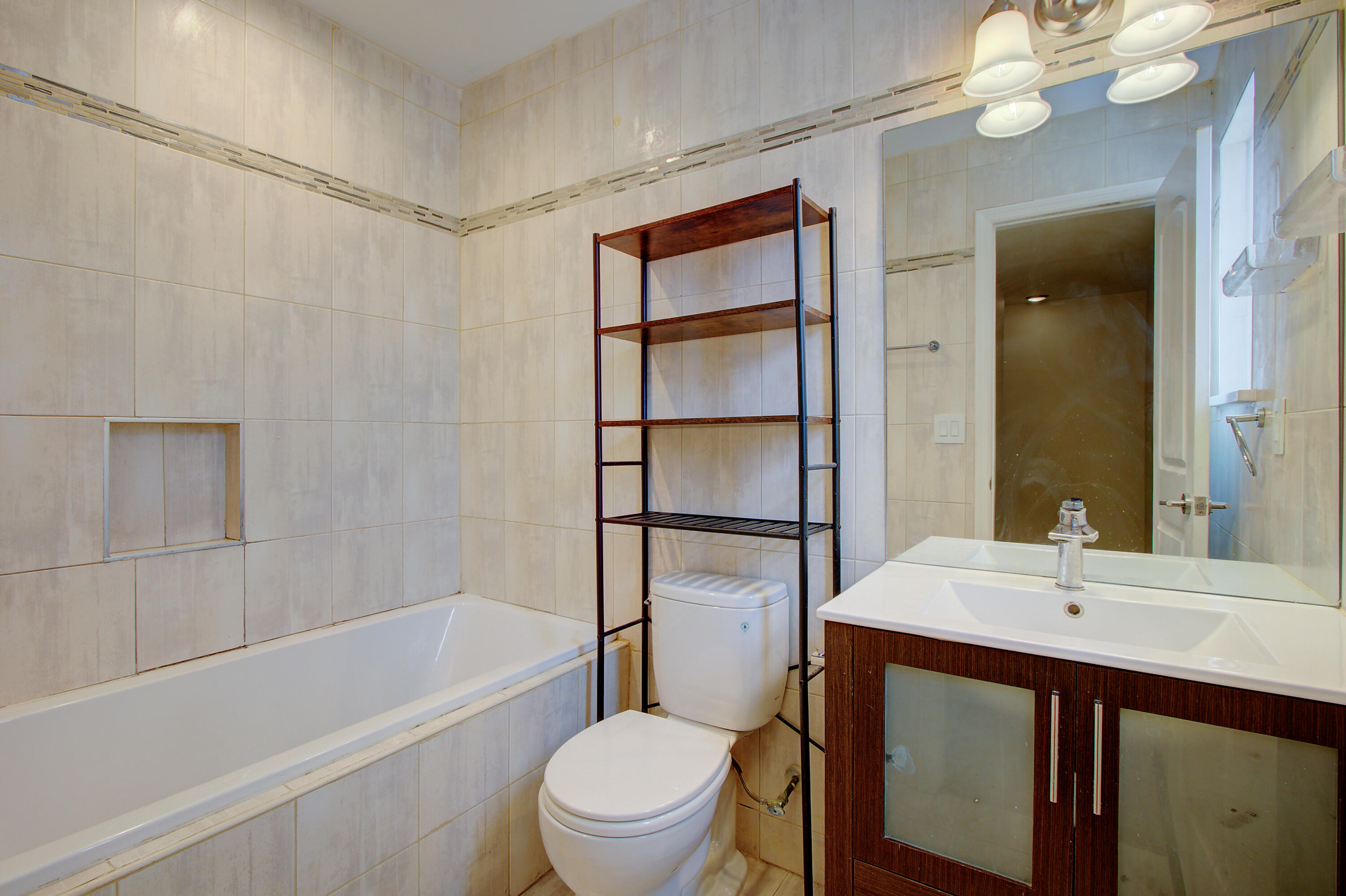134 Congress Street Apt B