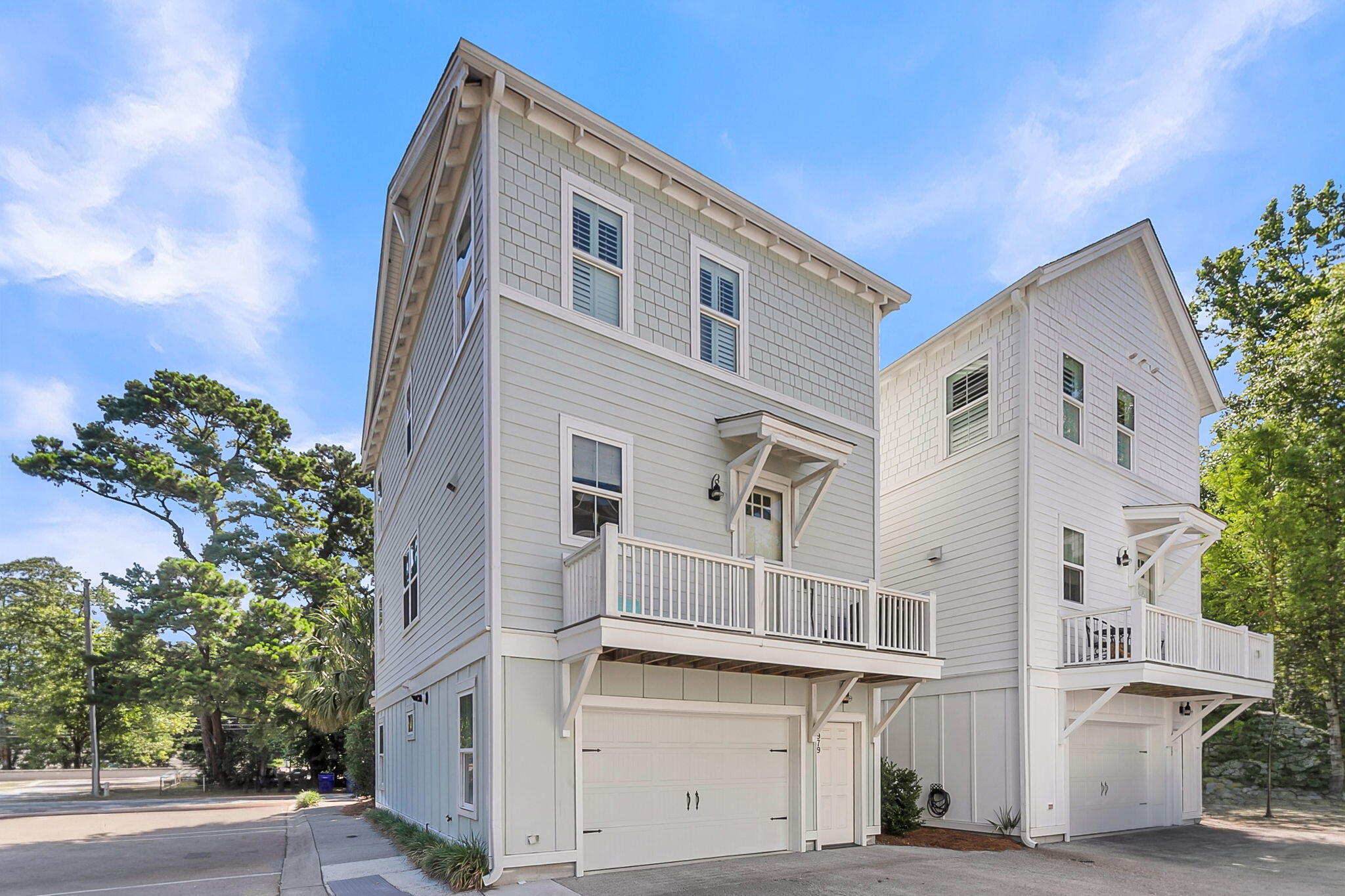 979 Warrick Oaks Lane