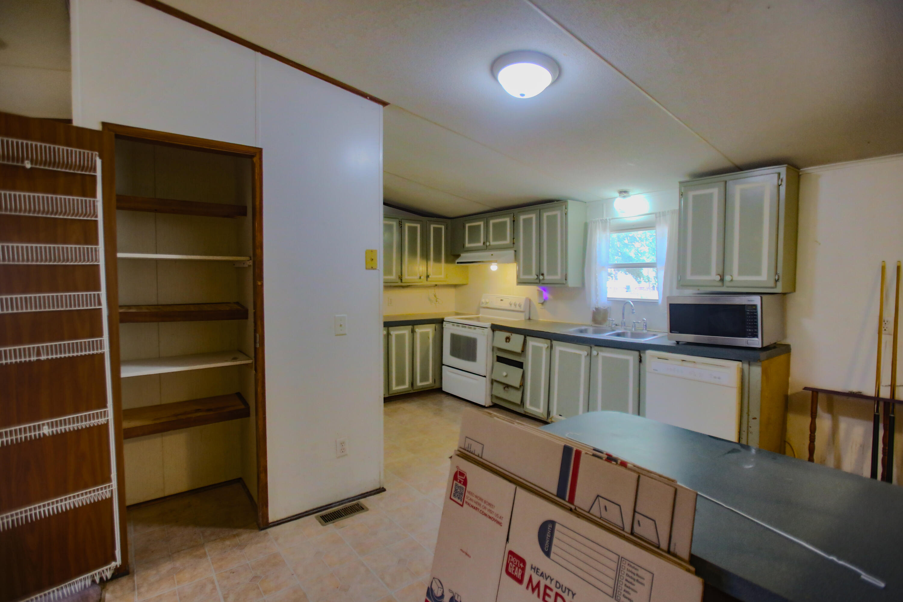 206 W Poplar Branch Drive