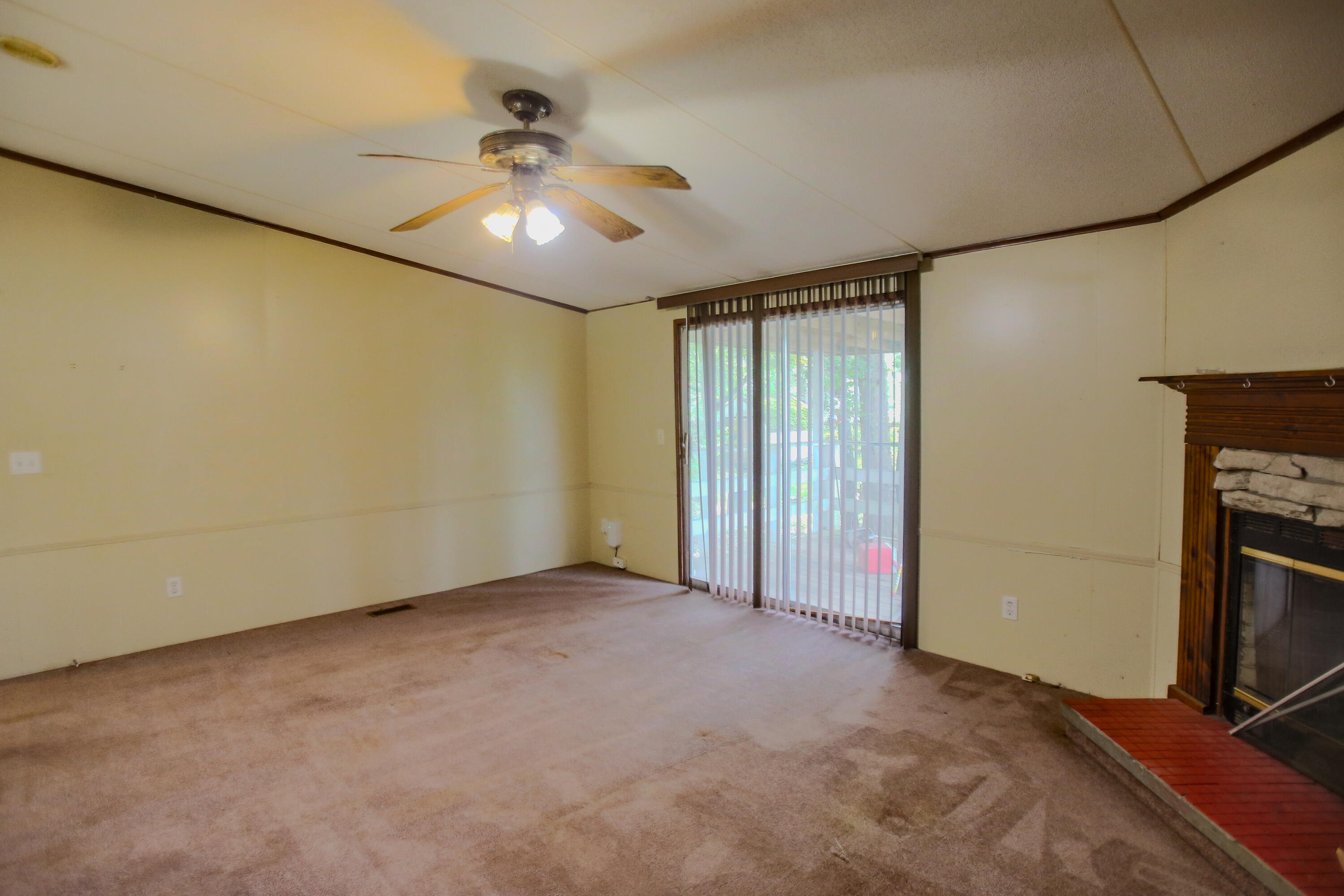 206 W Poplar Branch Drive