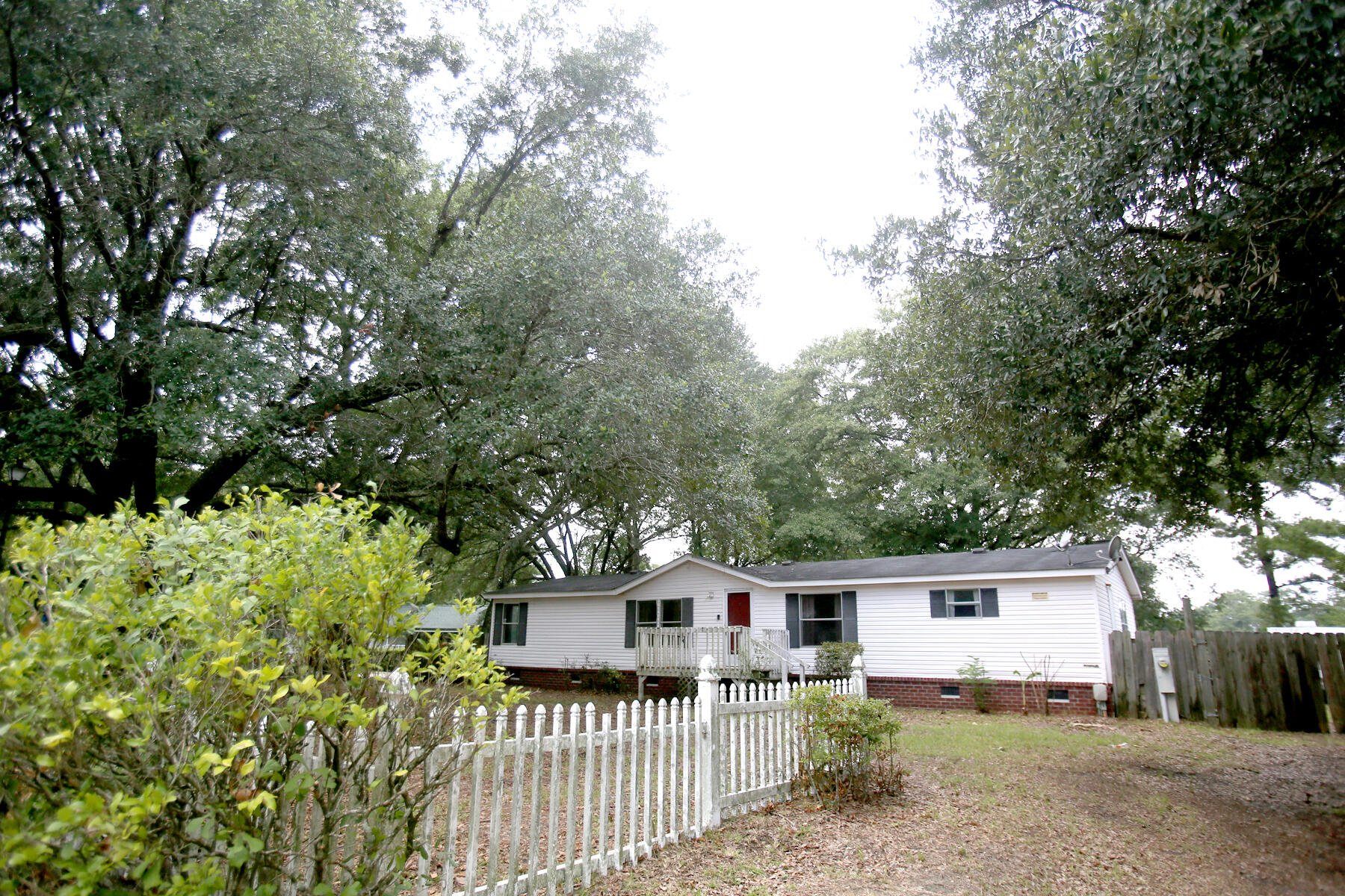 206 W Poplar Branch Drive