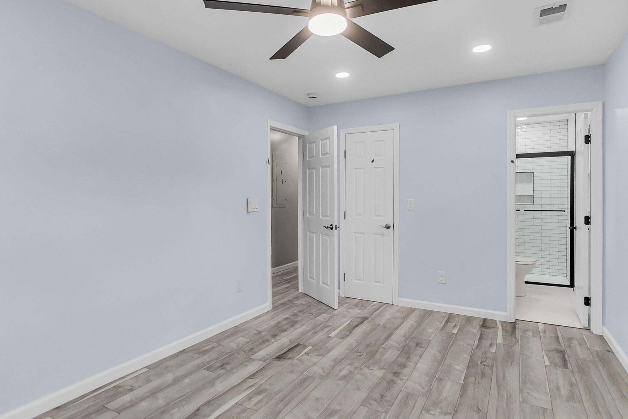 1157 Symmes Drive