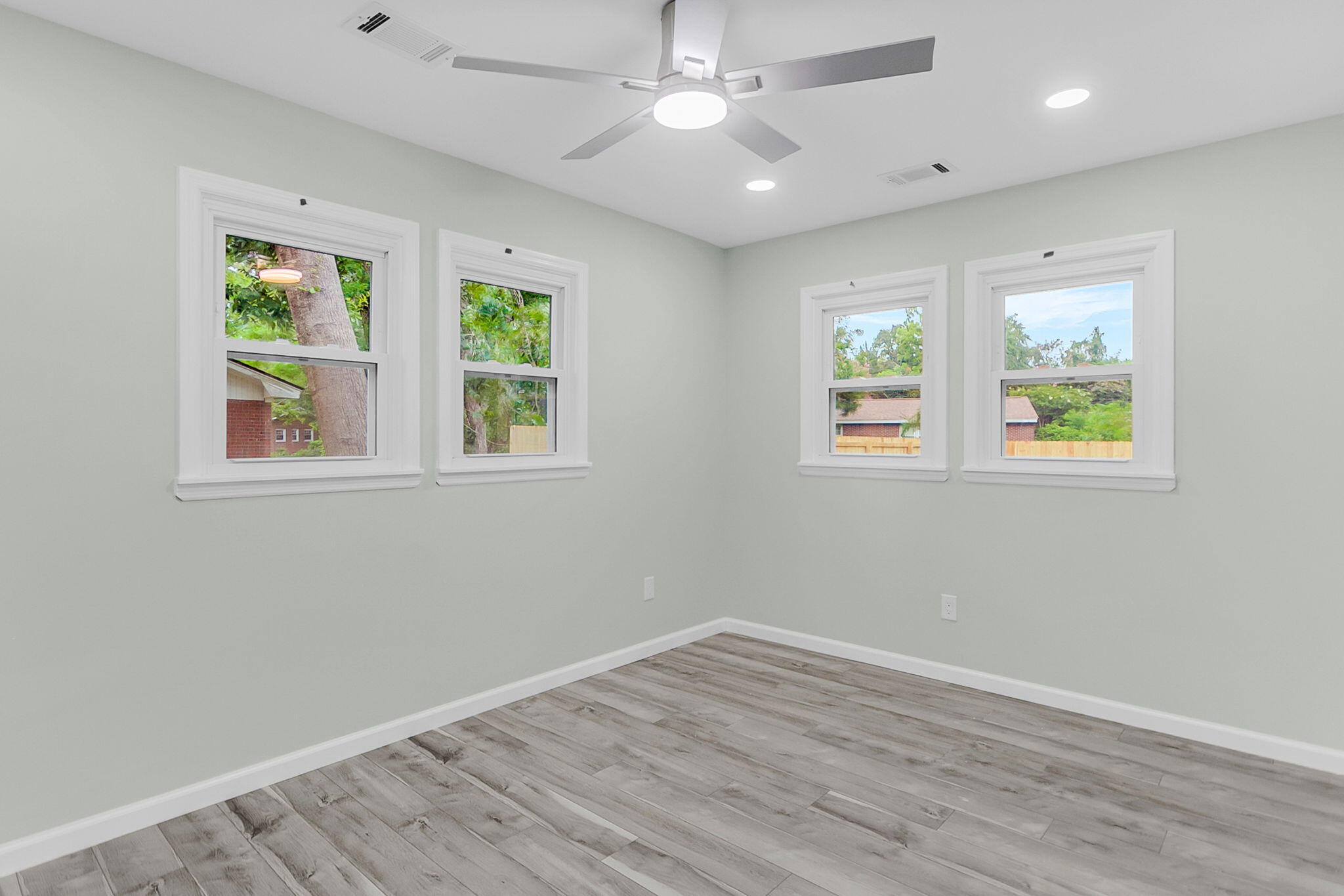 1157 Symmes Drive