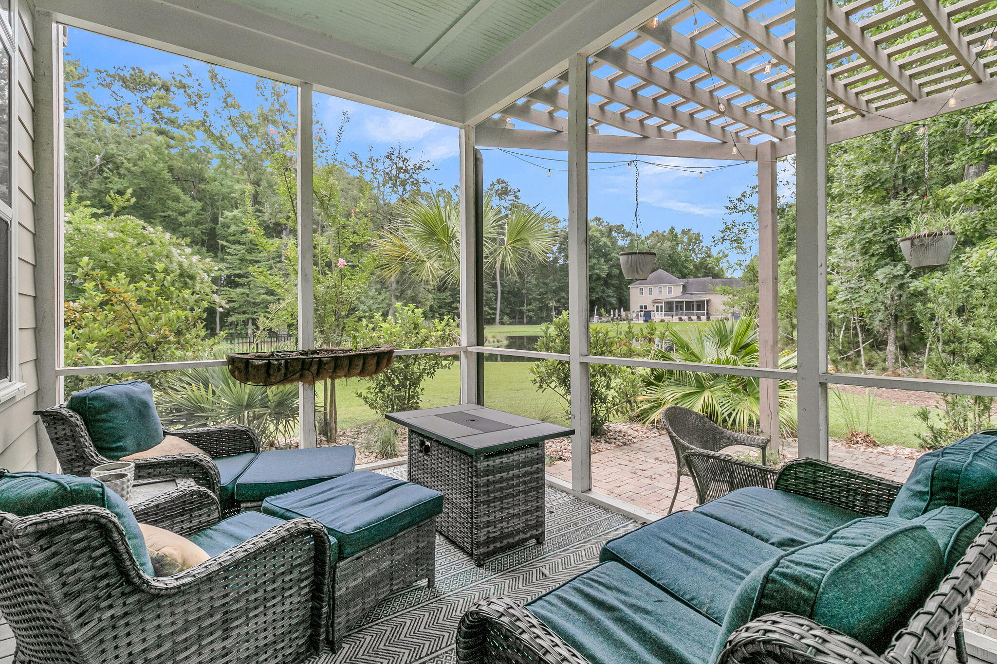 2671 Fountainhead Way