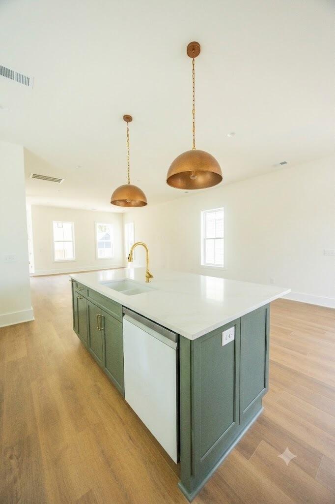 42 Cooper Street # C