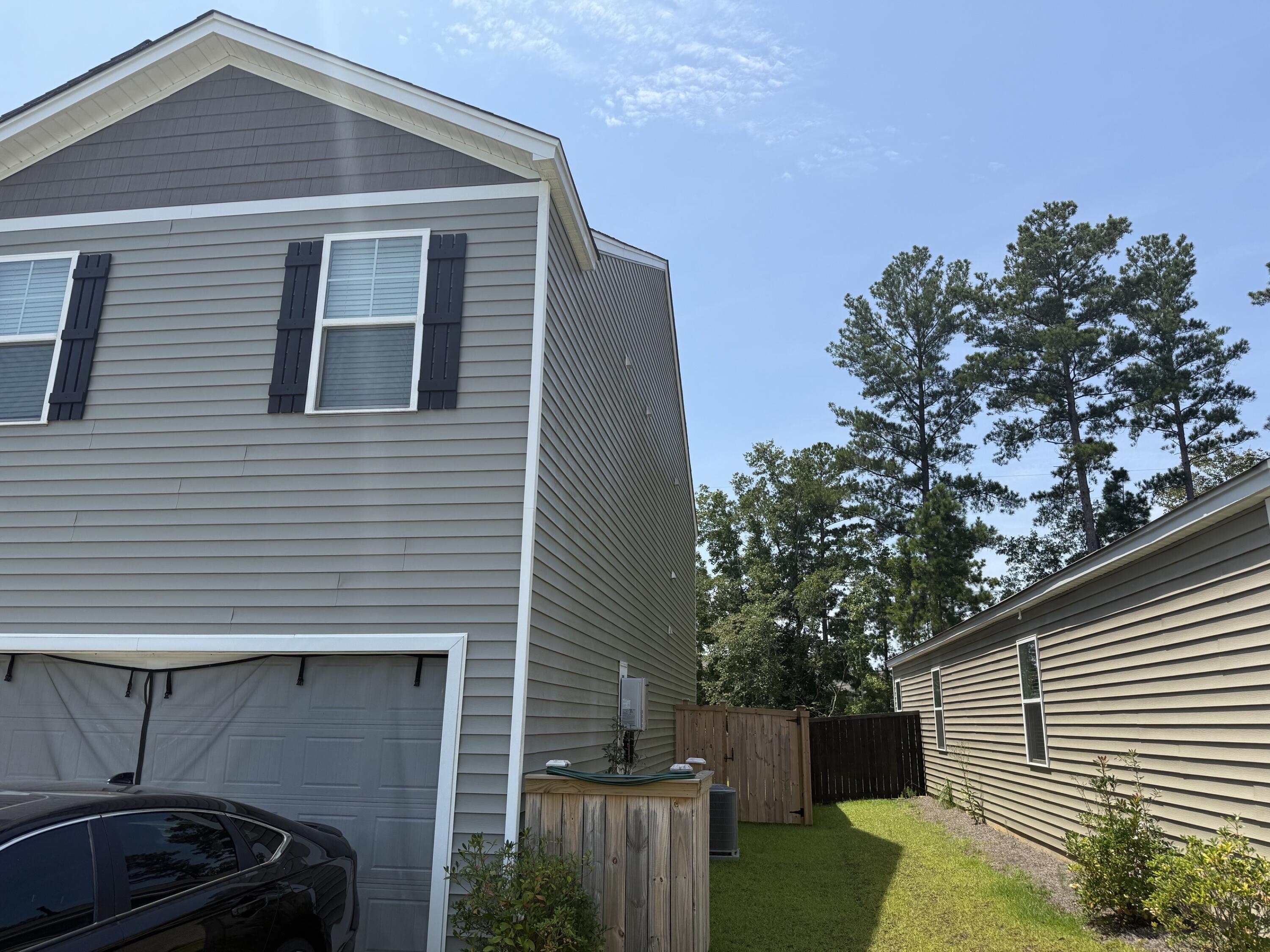 407 Broad Elm Way