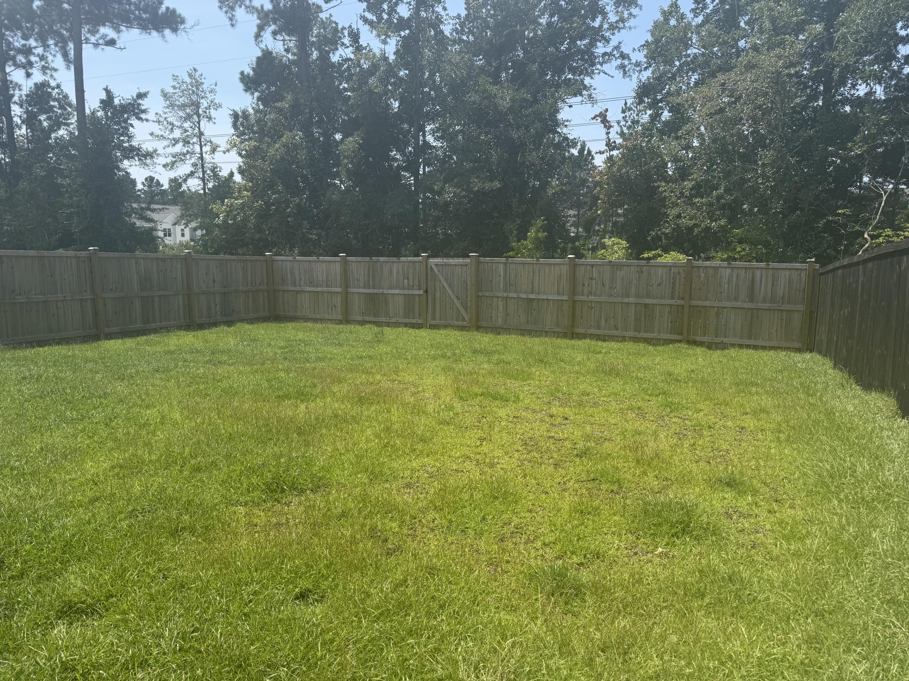 407 Broad Elm Way
