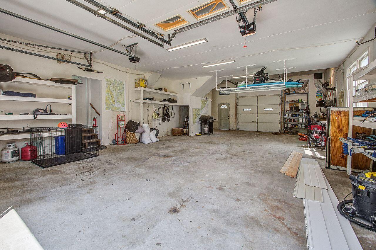 1410 N Edgewater Drive