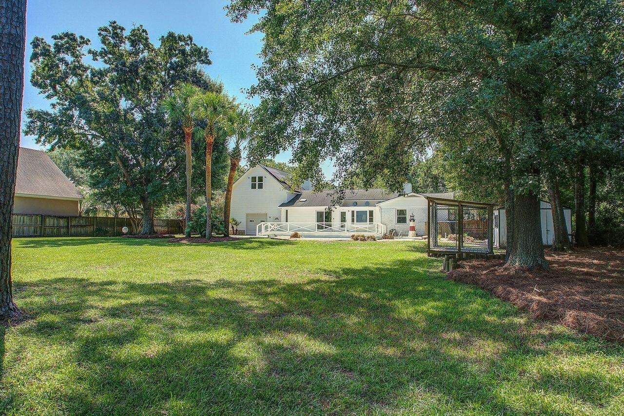 1410 N Edgewater Drive