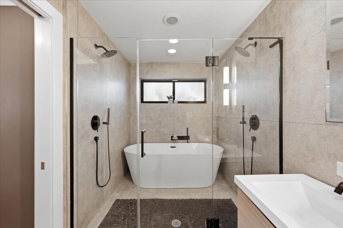 1203 Valley Drive