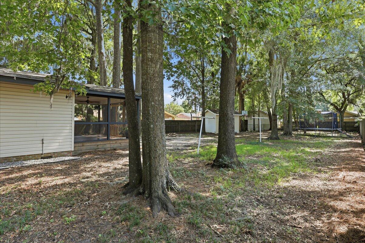 1203 Valley Drive