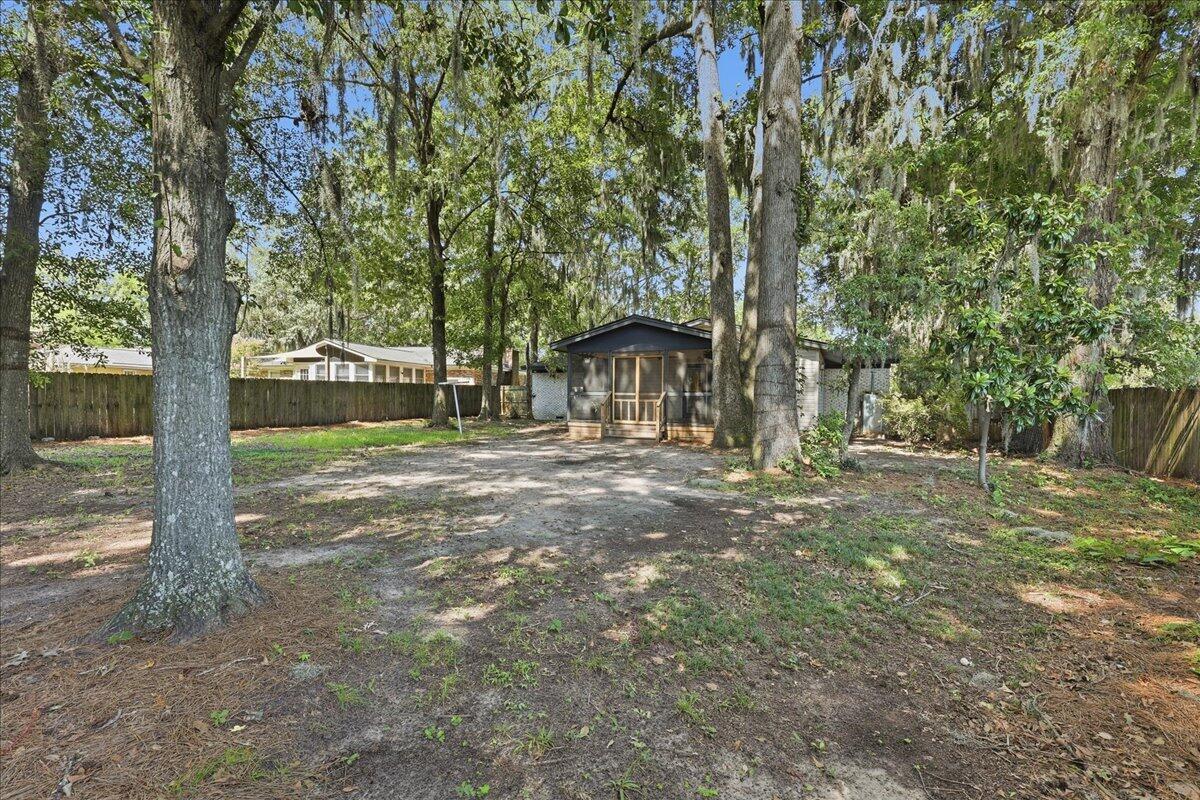 1203 Valley Drive