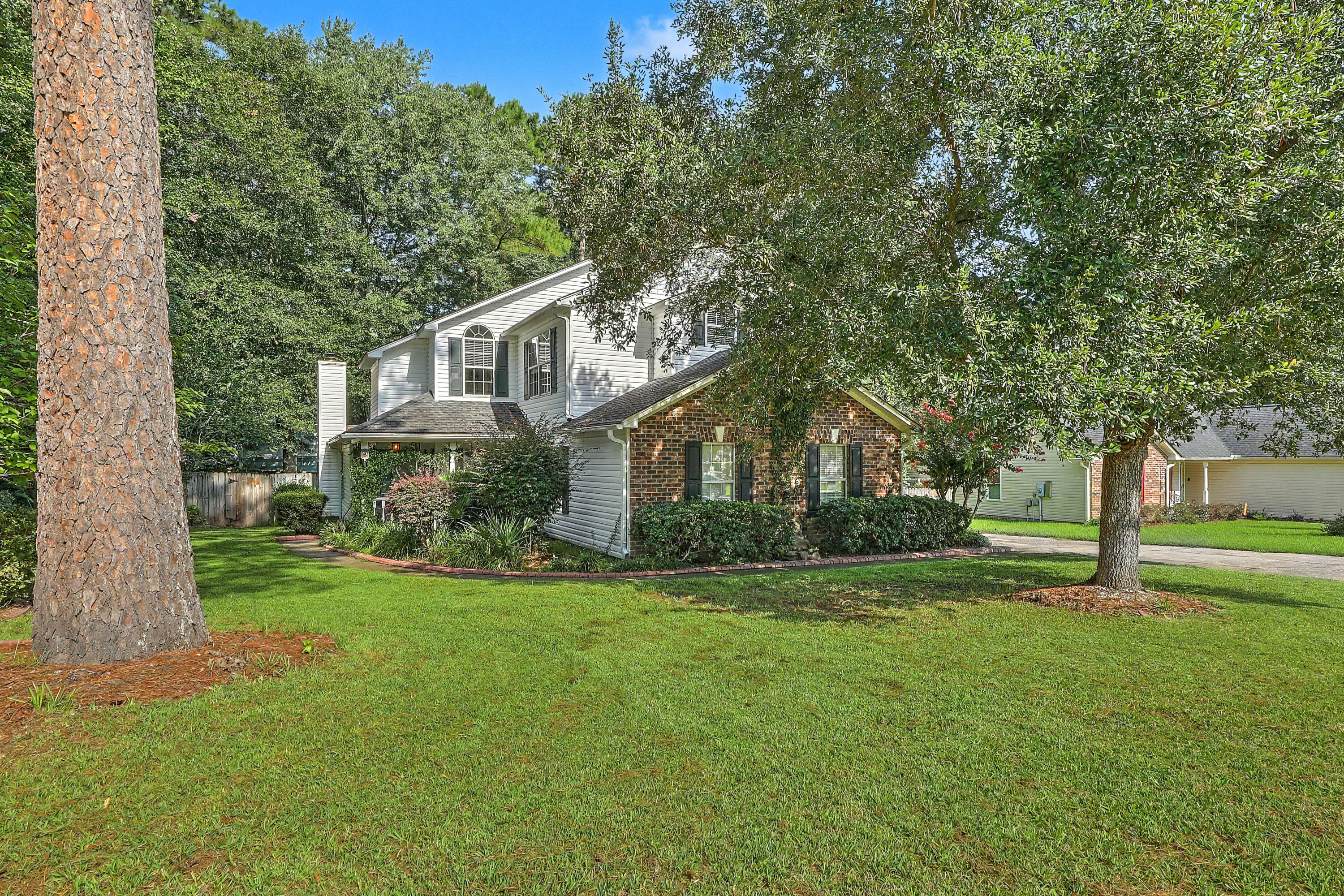 306 Black Oak Boulevard