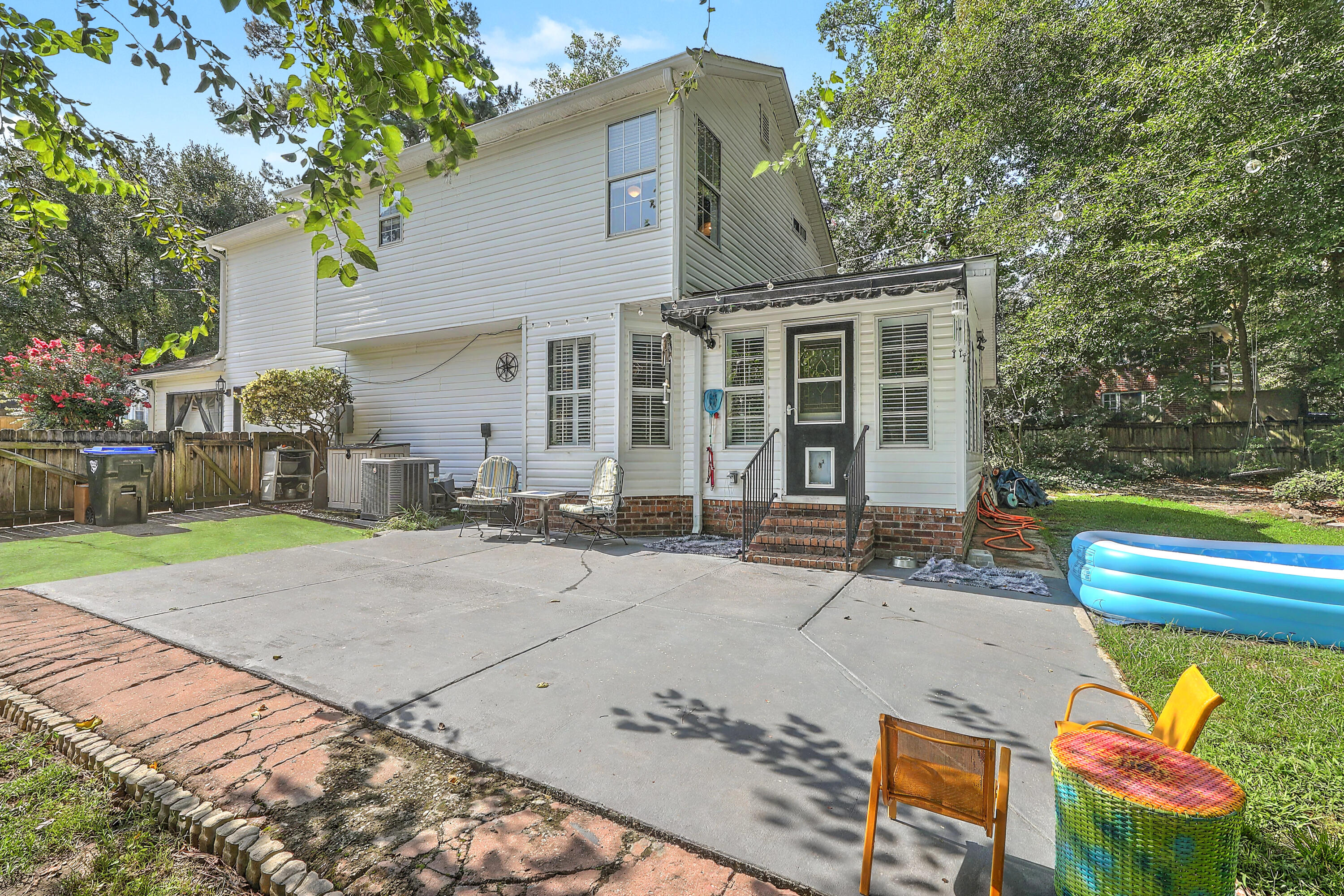 306 Black Oak Boulevard