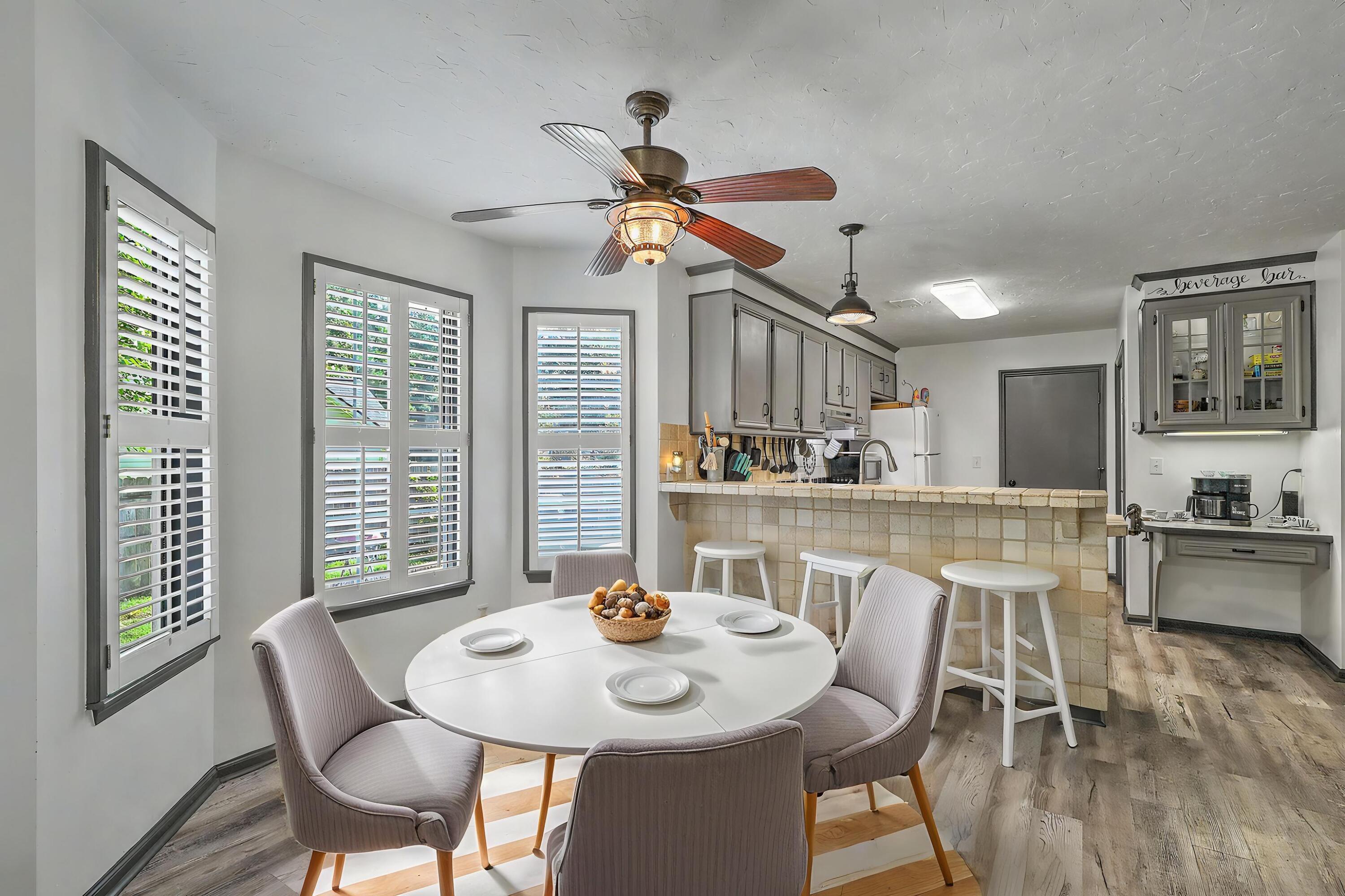 306 Black Oak Boulevard