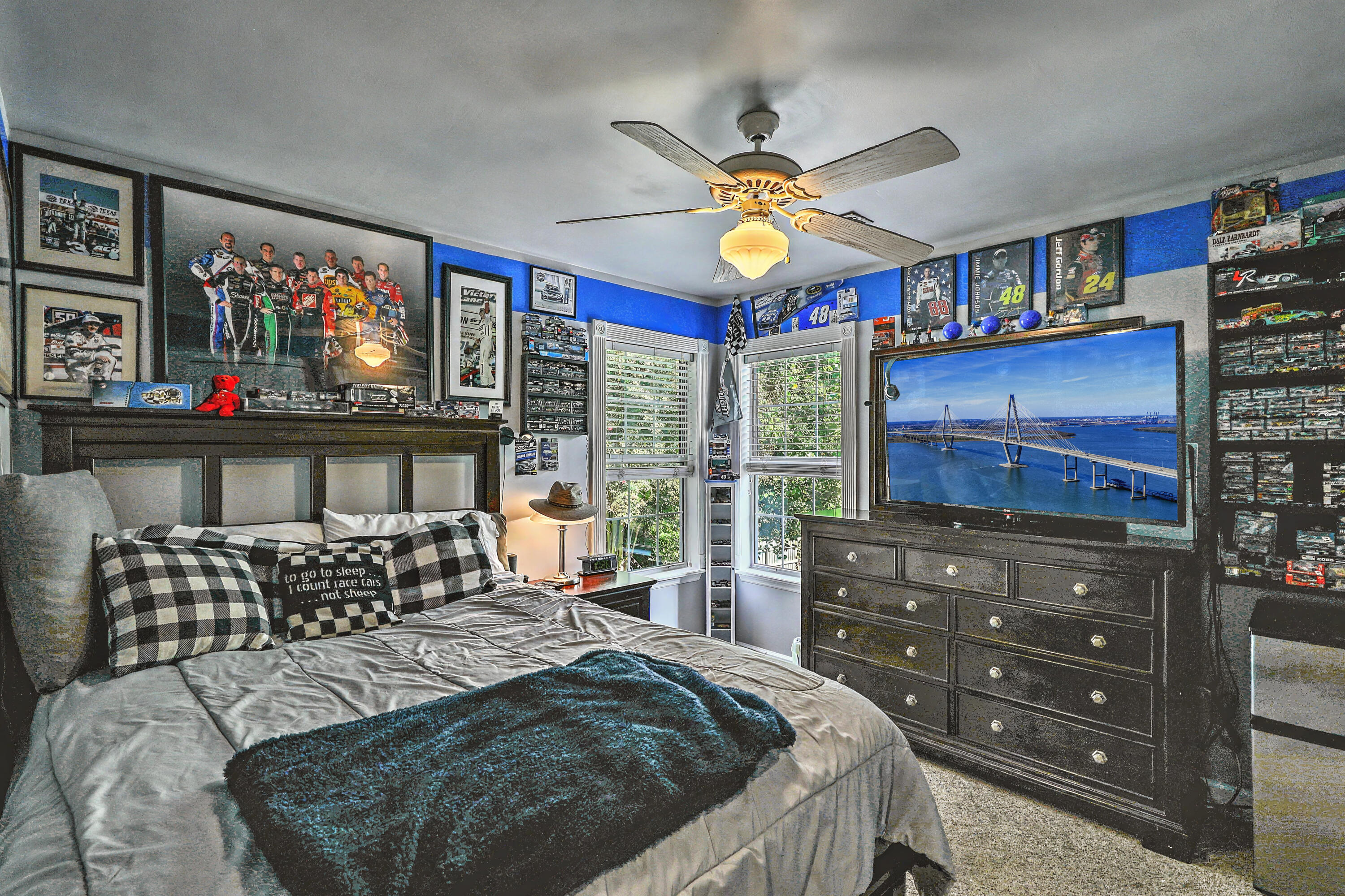306 Black Oak Boulevard