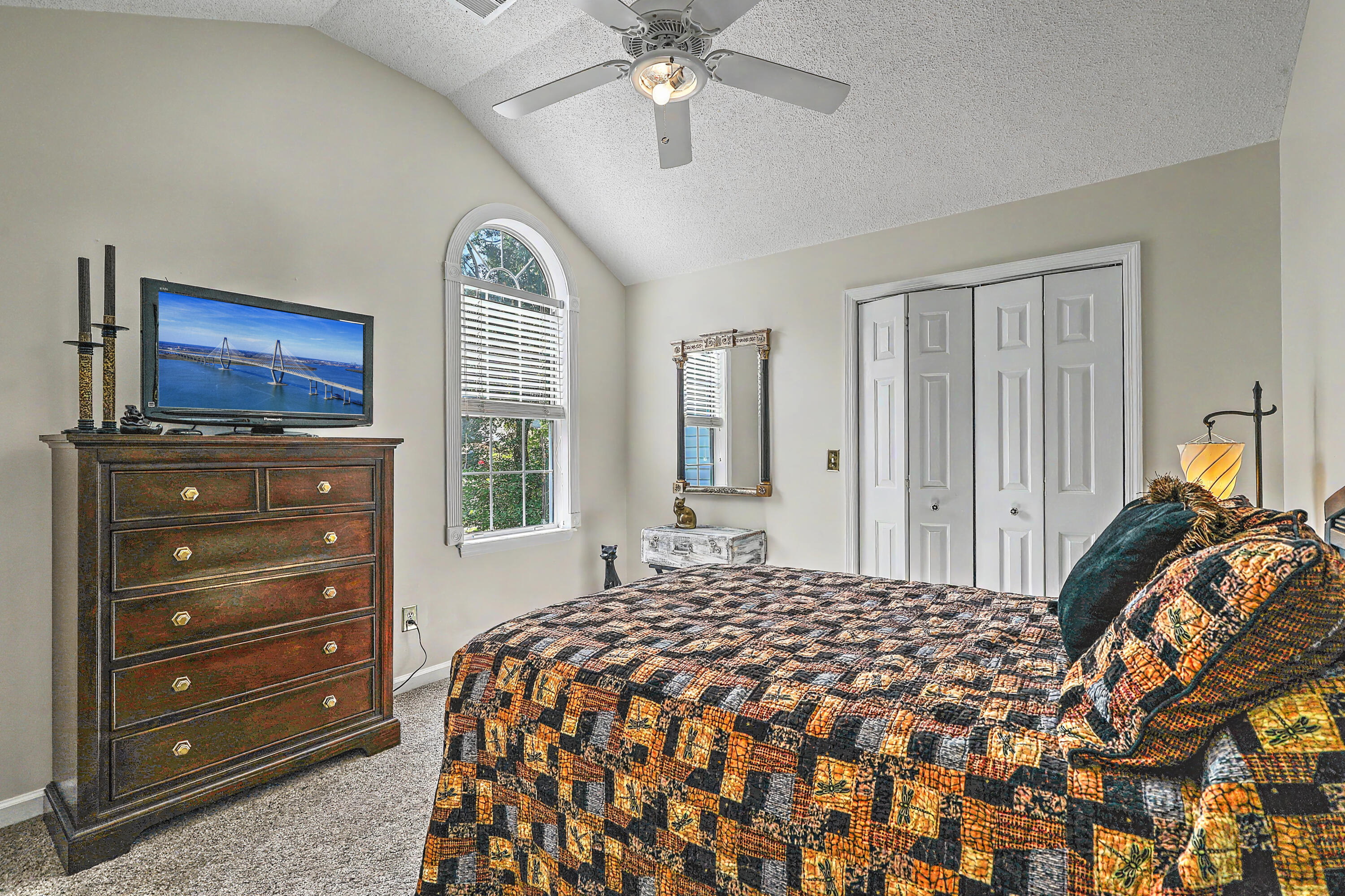 306 Black Oak Boulevard