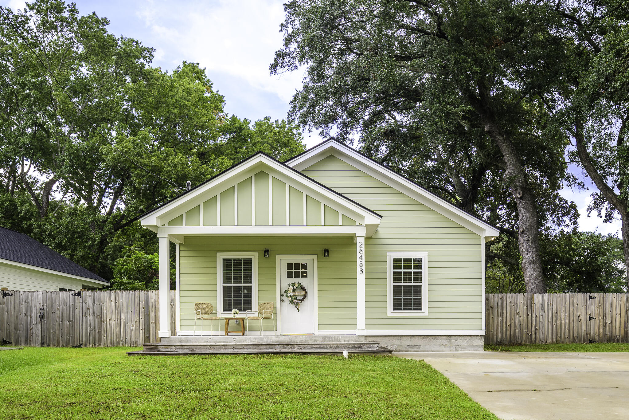 2648 B Leeds Avenue