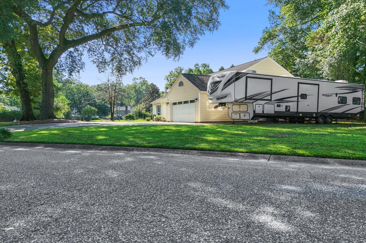 4901 Boykin Drive