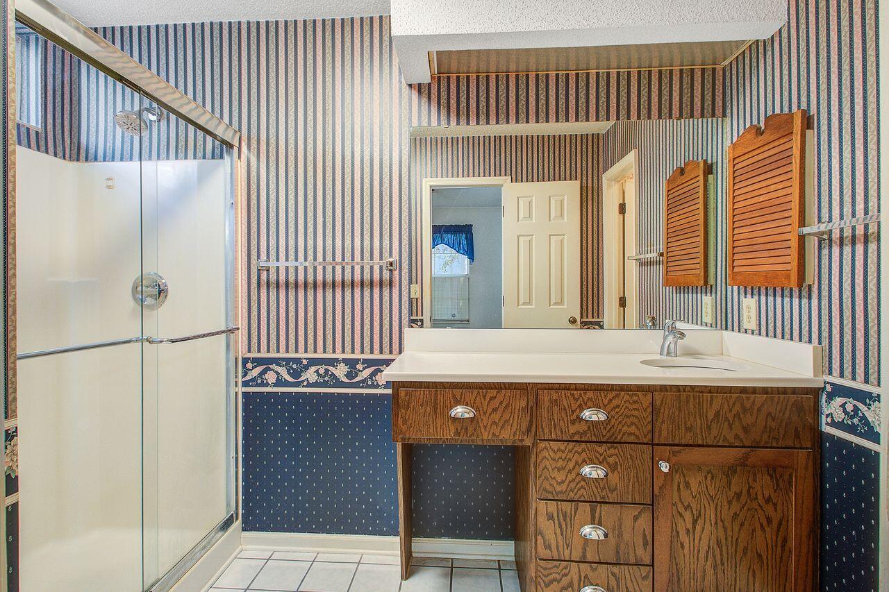 4901 Boykin Drive