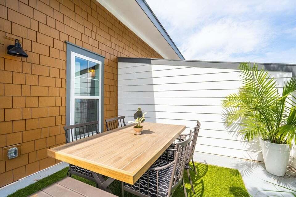 1150 Valdosta Street Unit 402