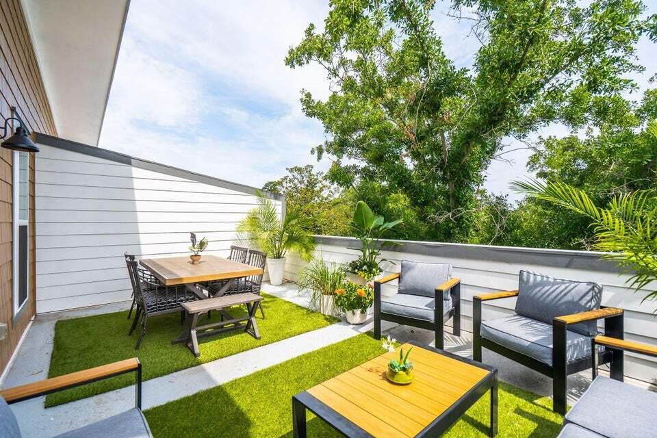 1150 Valdosta Street Unit 402