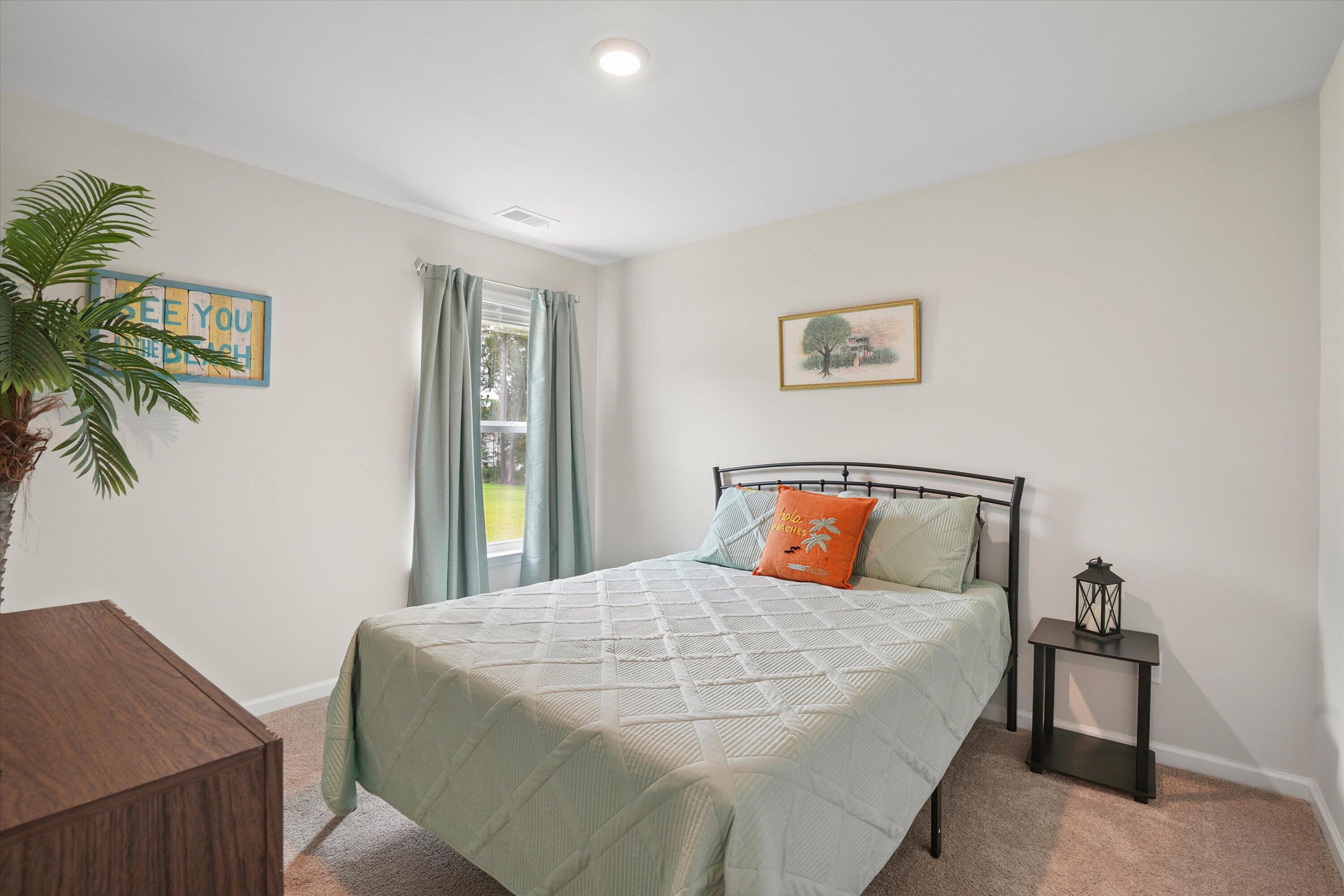 385 Spruce Ivy Street