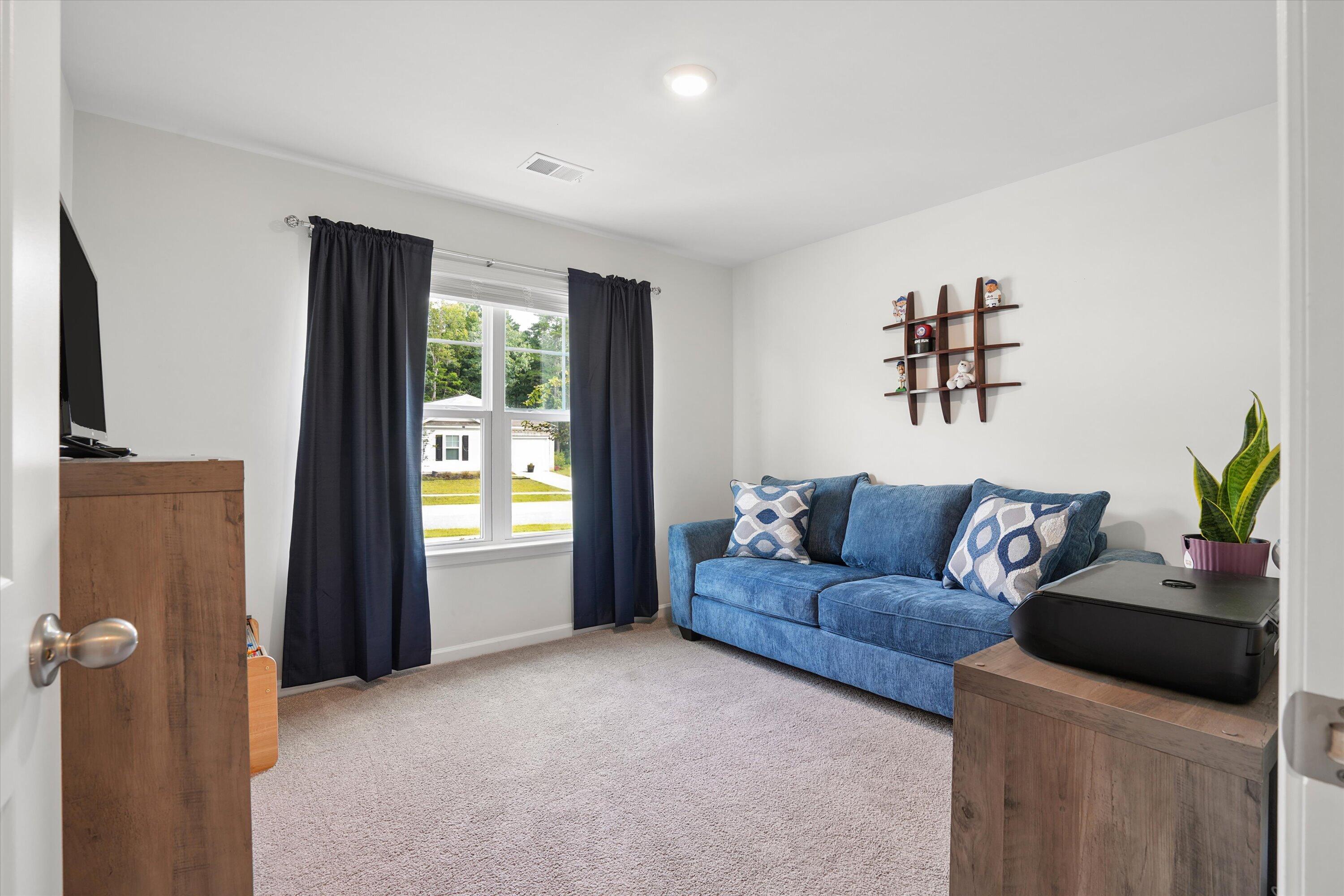 385 Spruce Ivy Street