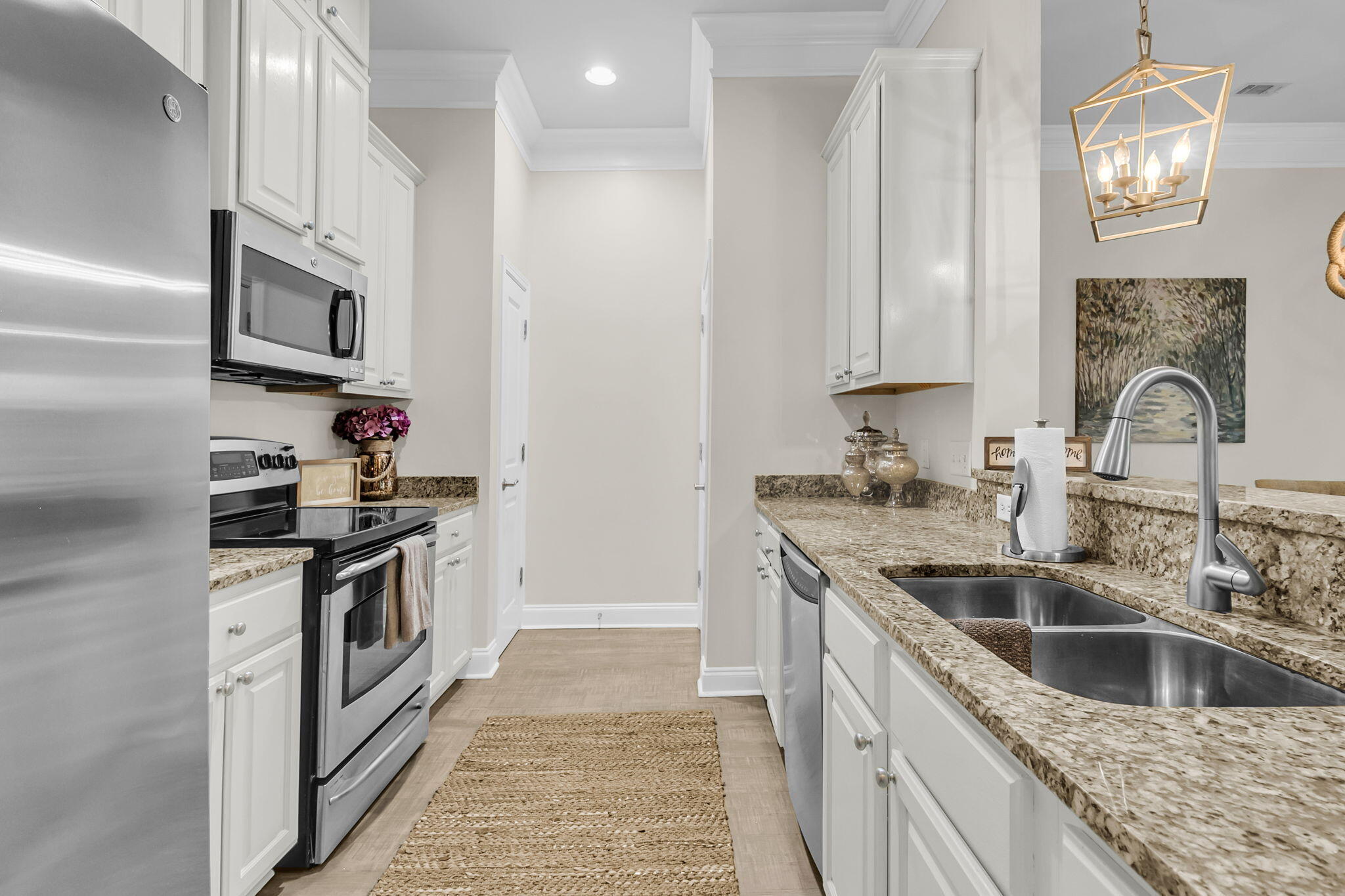 200 River Landing Drive Unit 107h