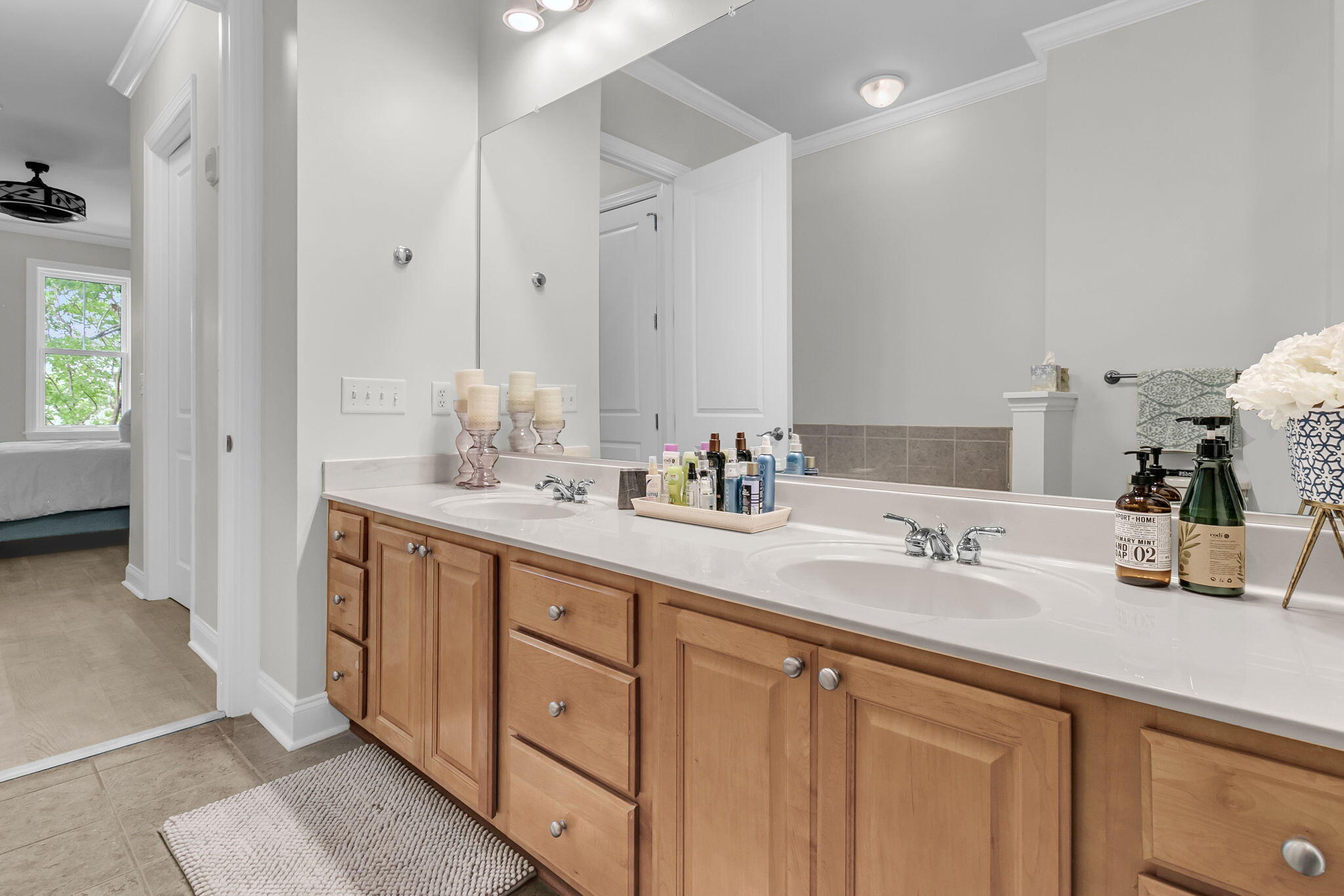 200 River Landing Drive Unit 107h