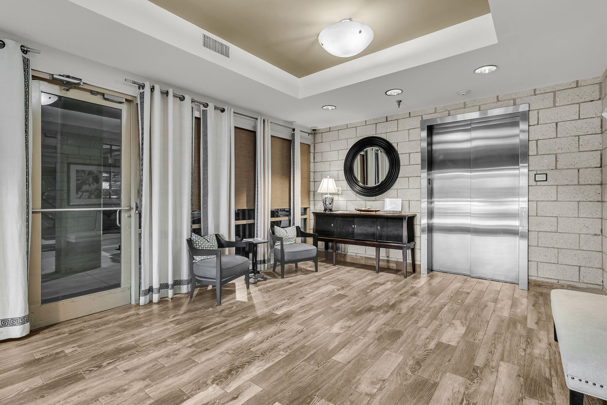 200 River Landing Drive Unit 107h