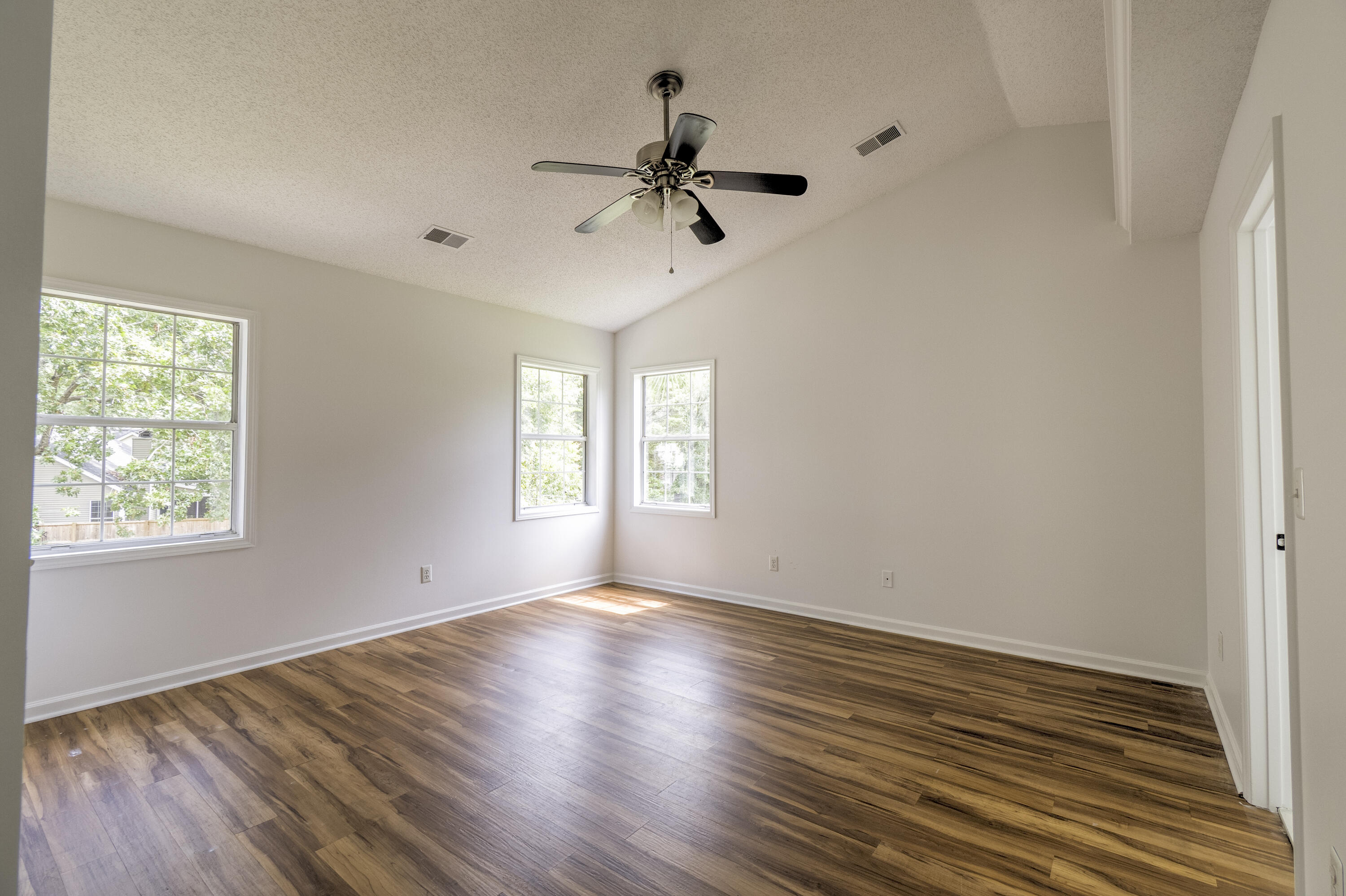 3313 Heathland Way