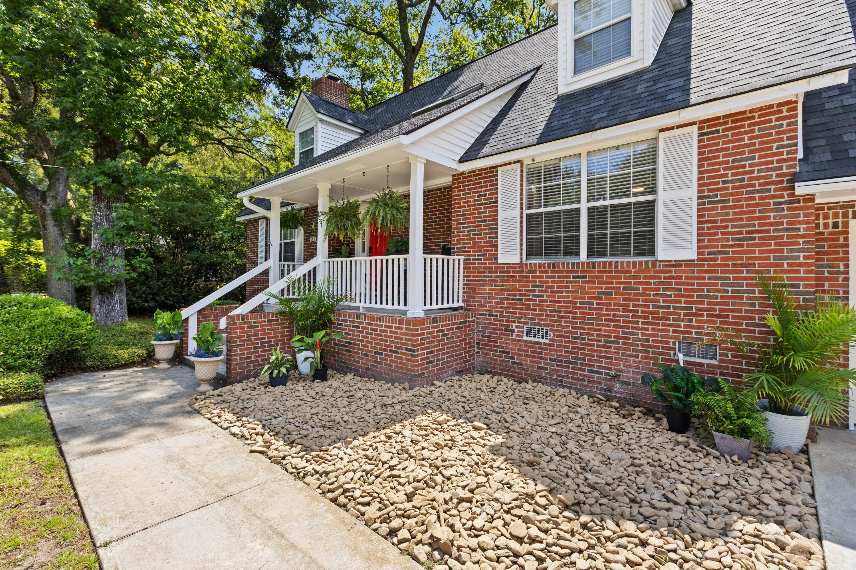 1831 Houghton Drive