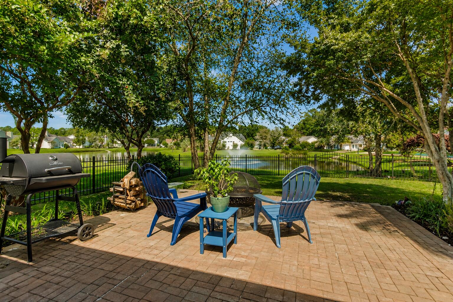 2081 Bancroft Lane