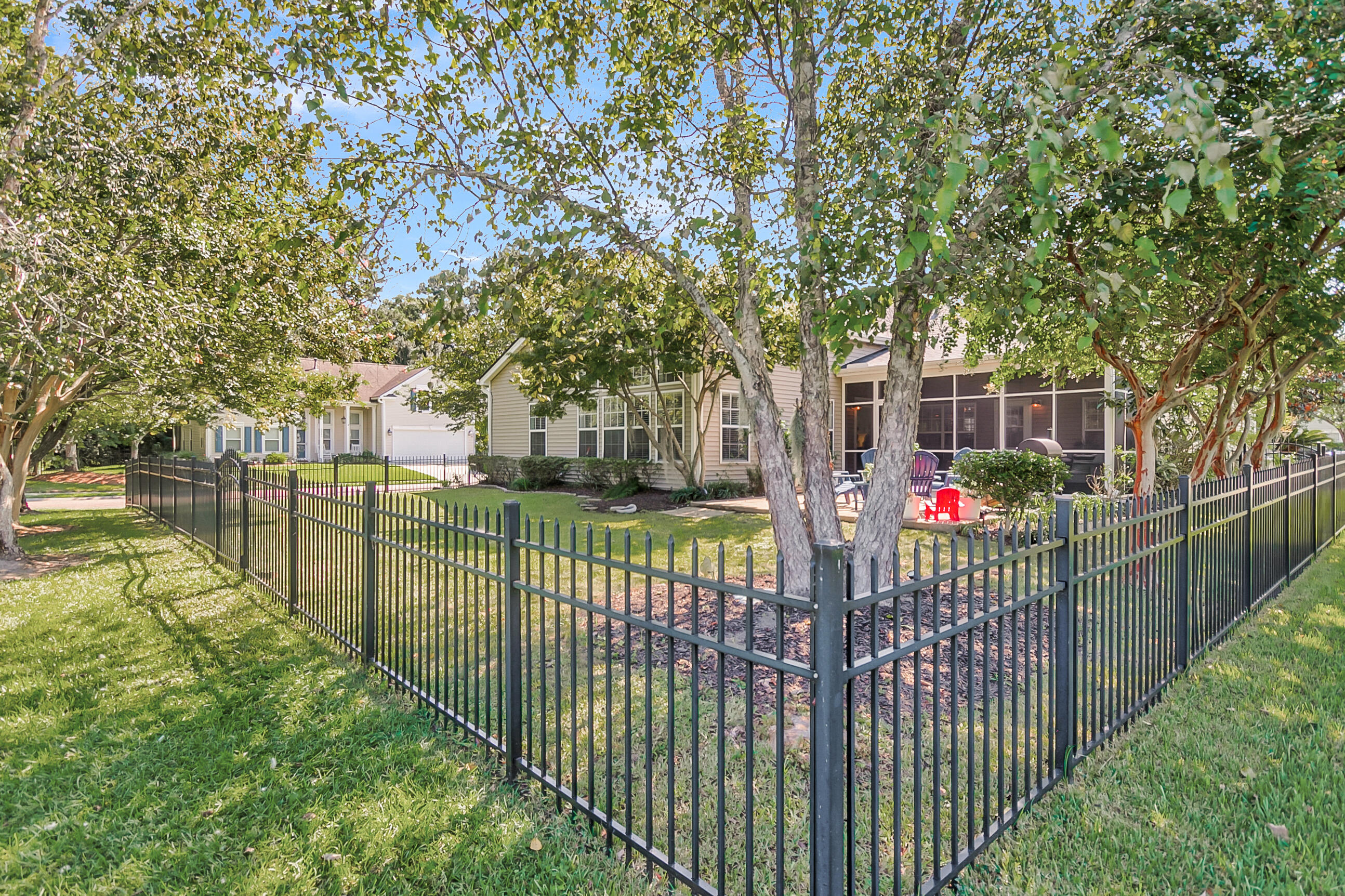 2081 Bancroft Lane
