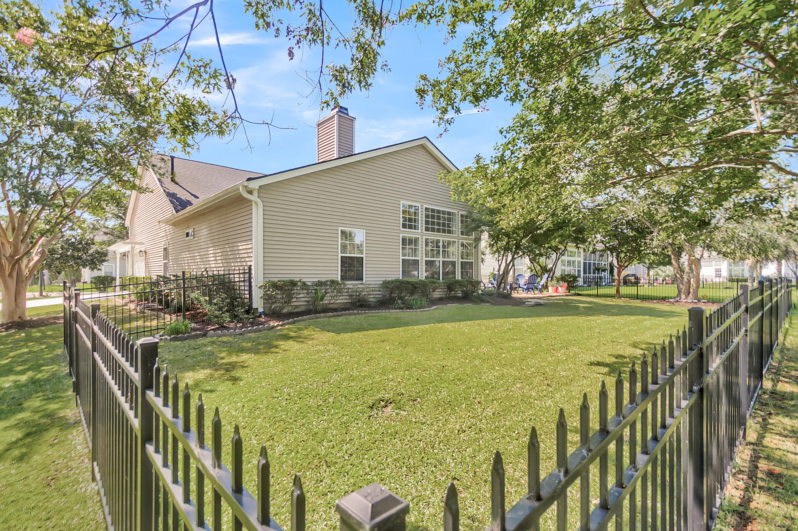 2081 Bancroft Lane