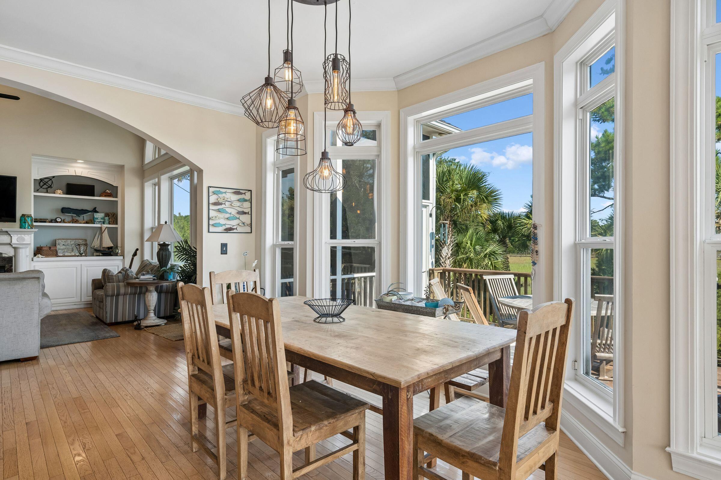 2384 Darts Cove Way