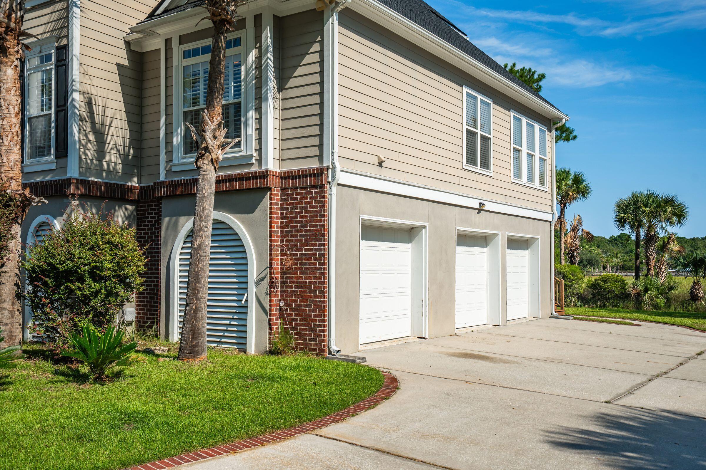 2384 Darts Cove Way
