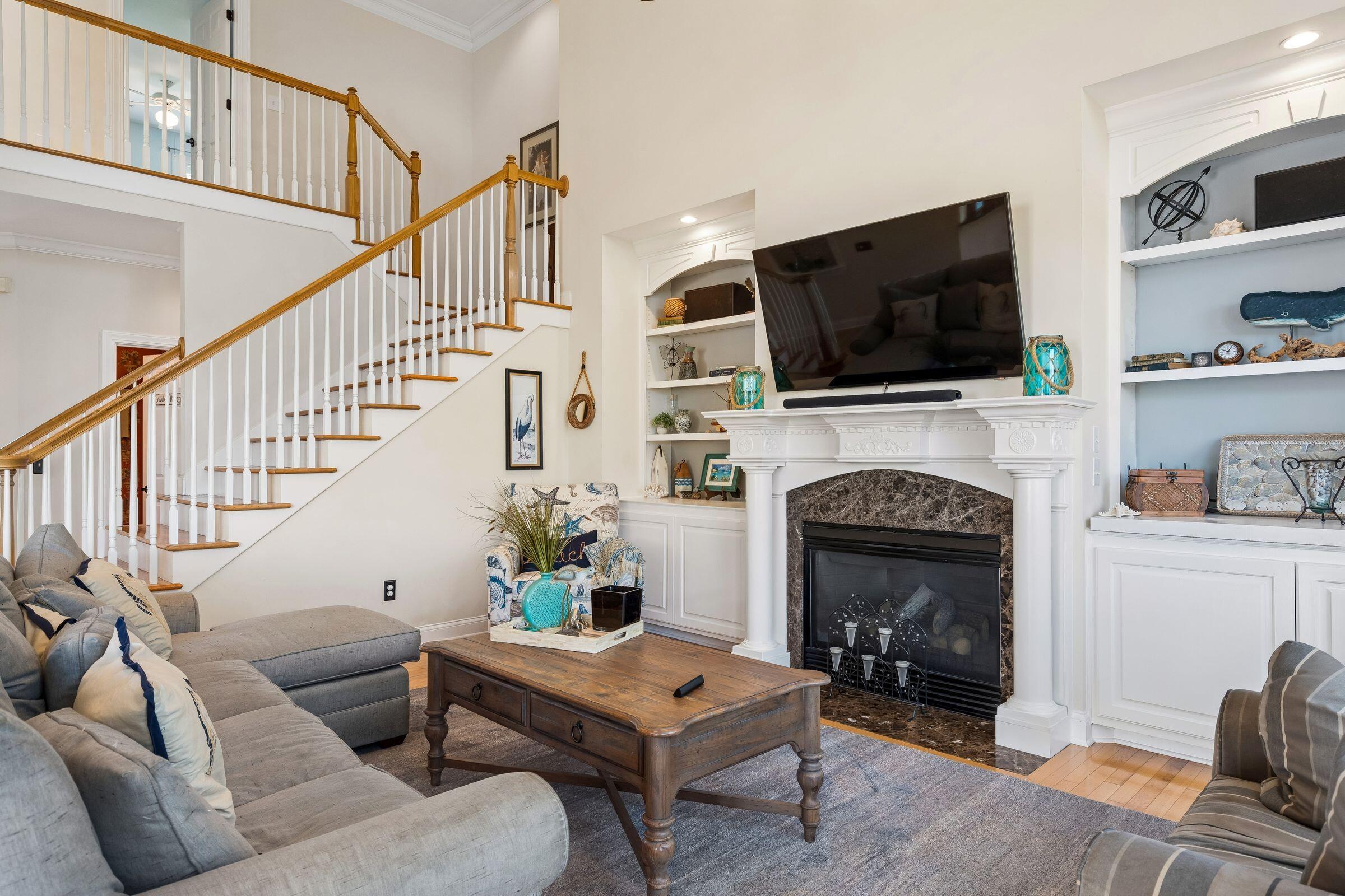 2384 Darts Cove Way