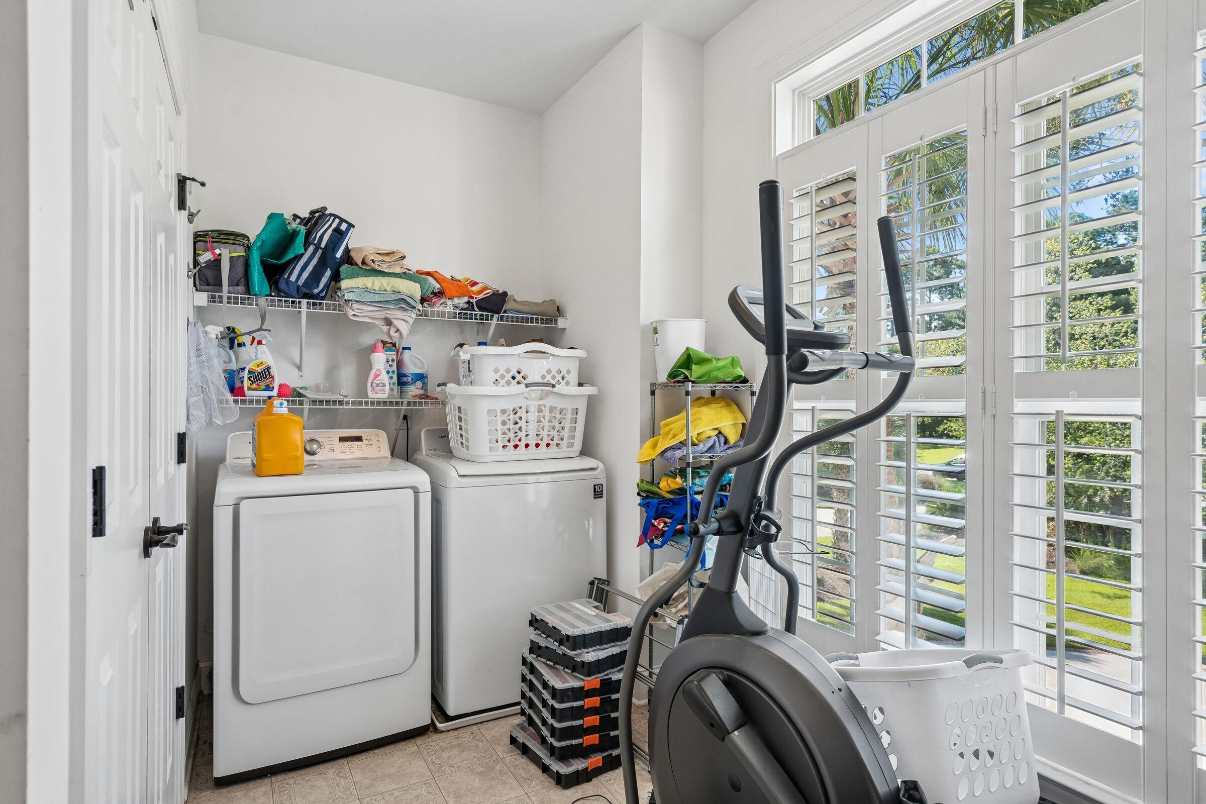 2384 Darts Cove Way