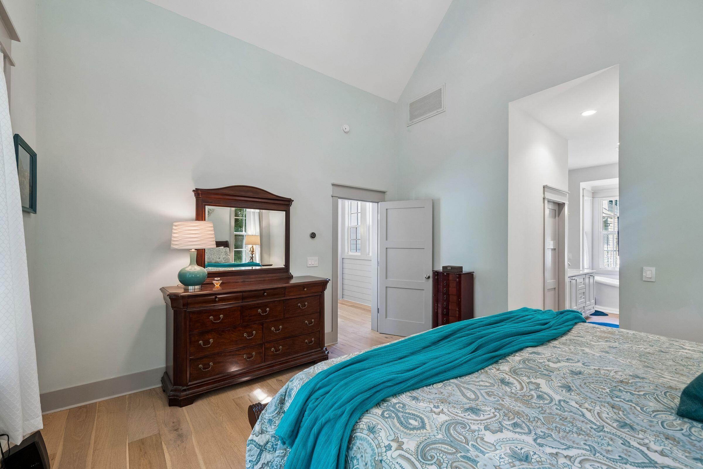 2826 Edenborough Road
