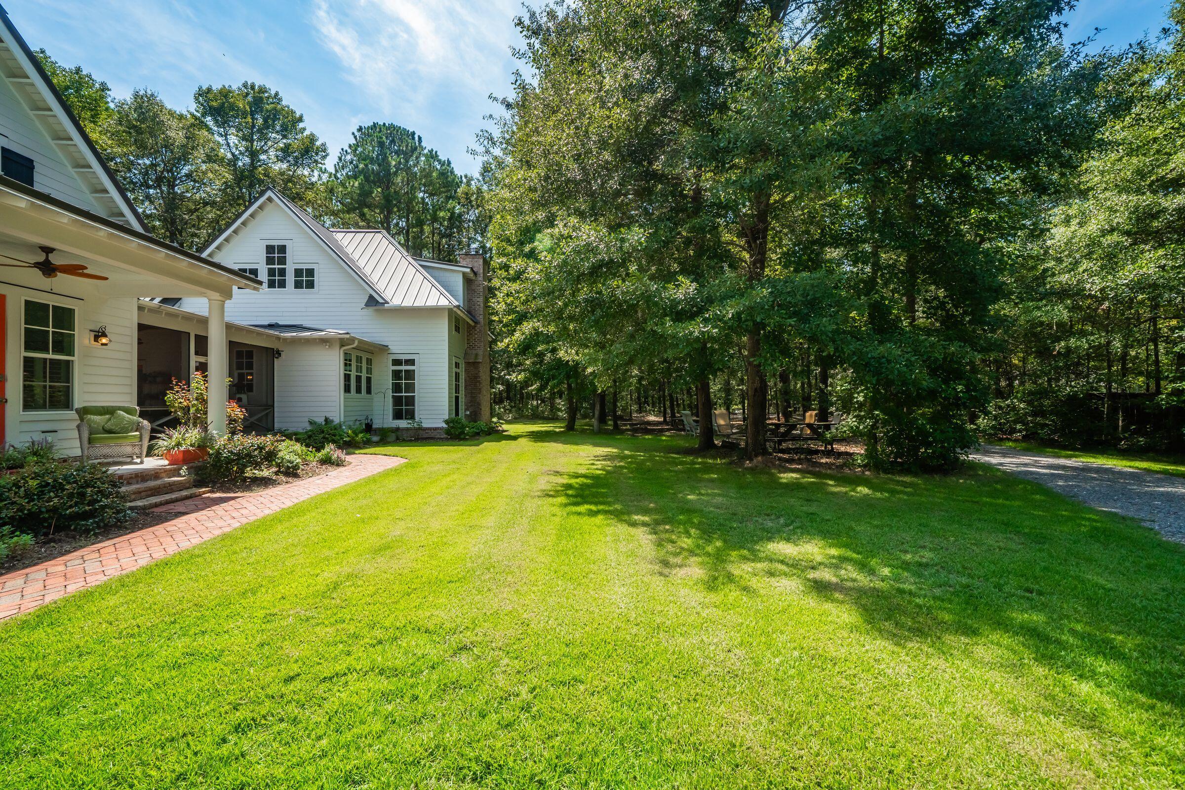 2826 Edenborough Road