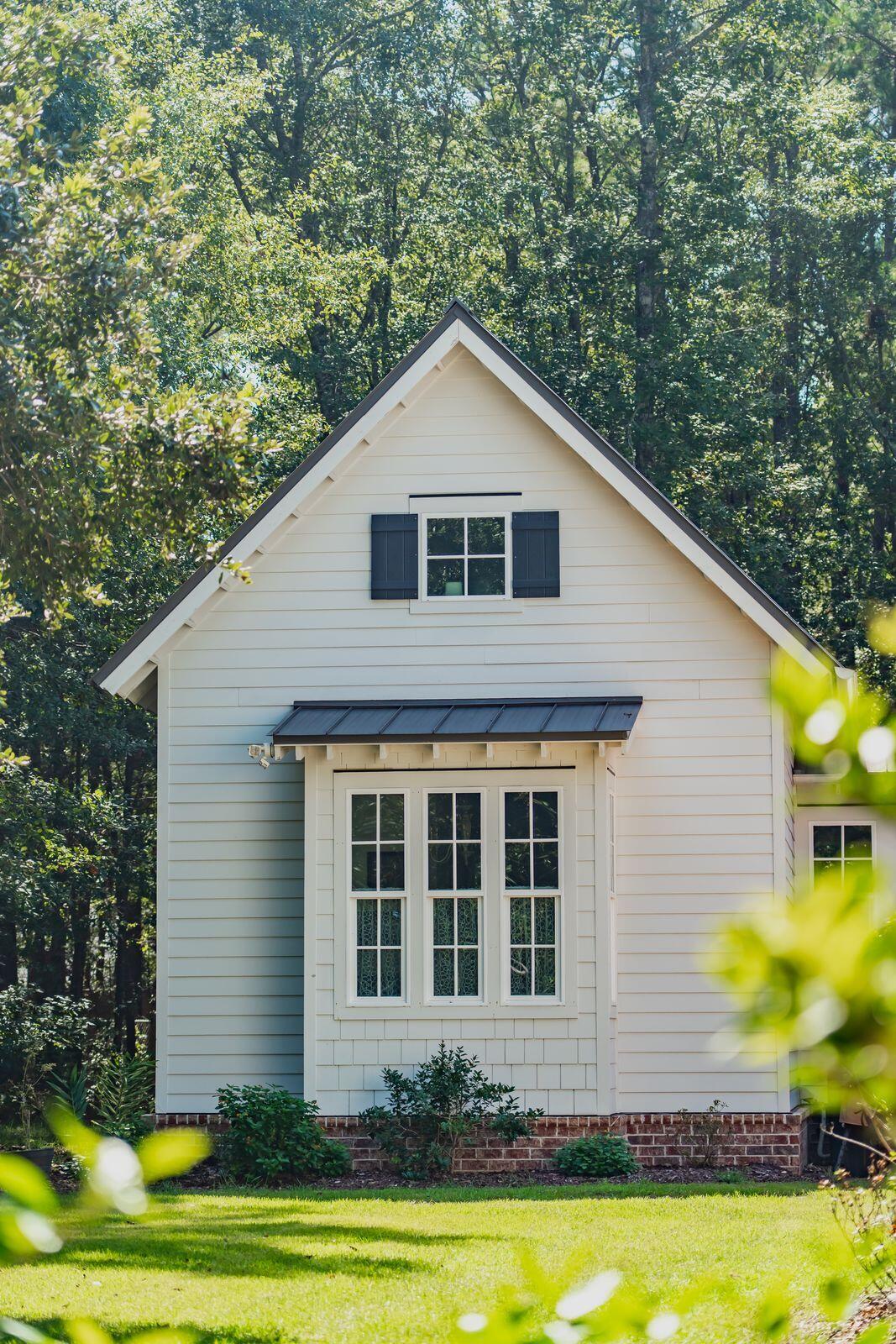 2826 Edenborough Road