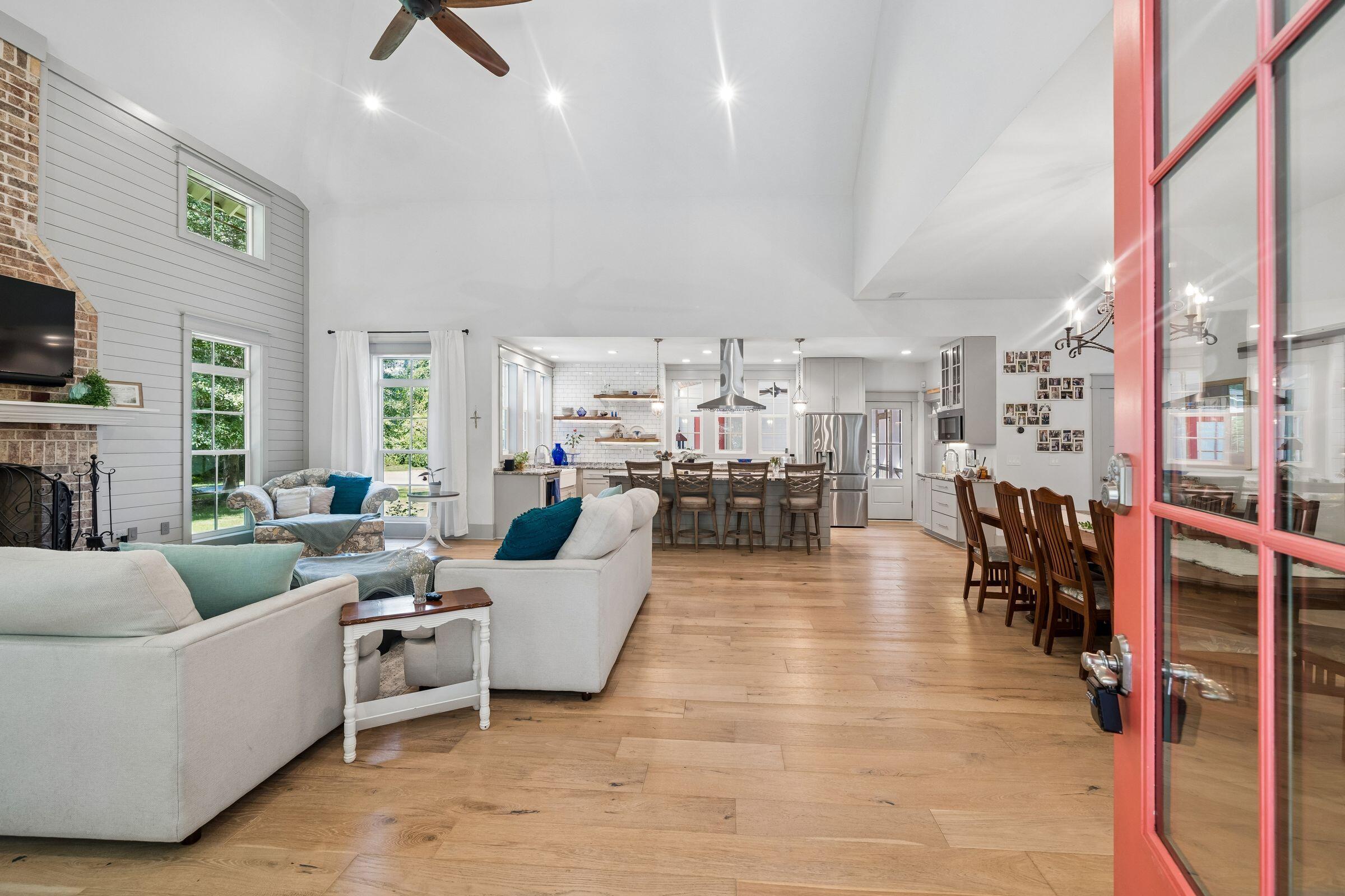 2826 Edenborough Road