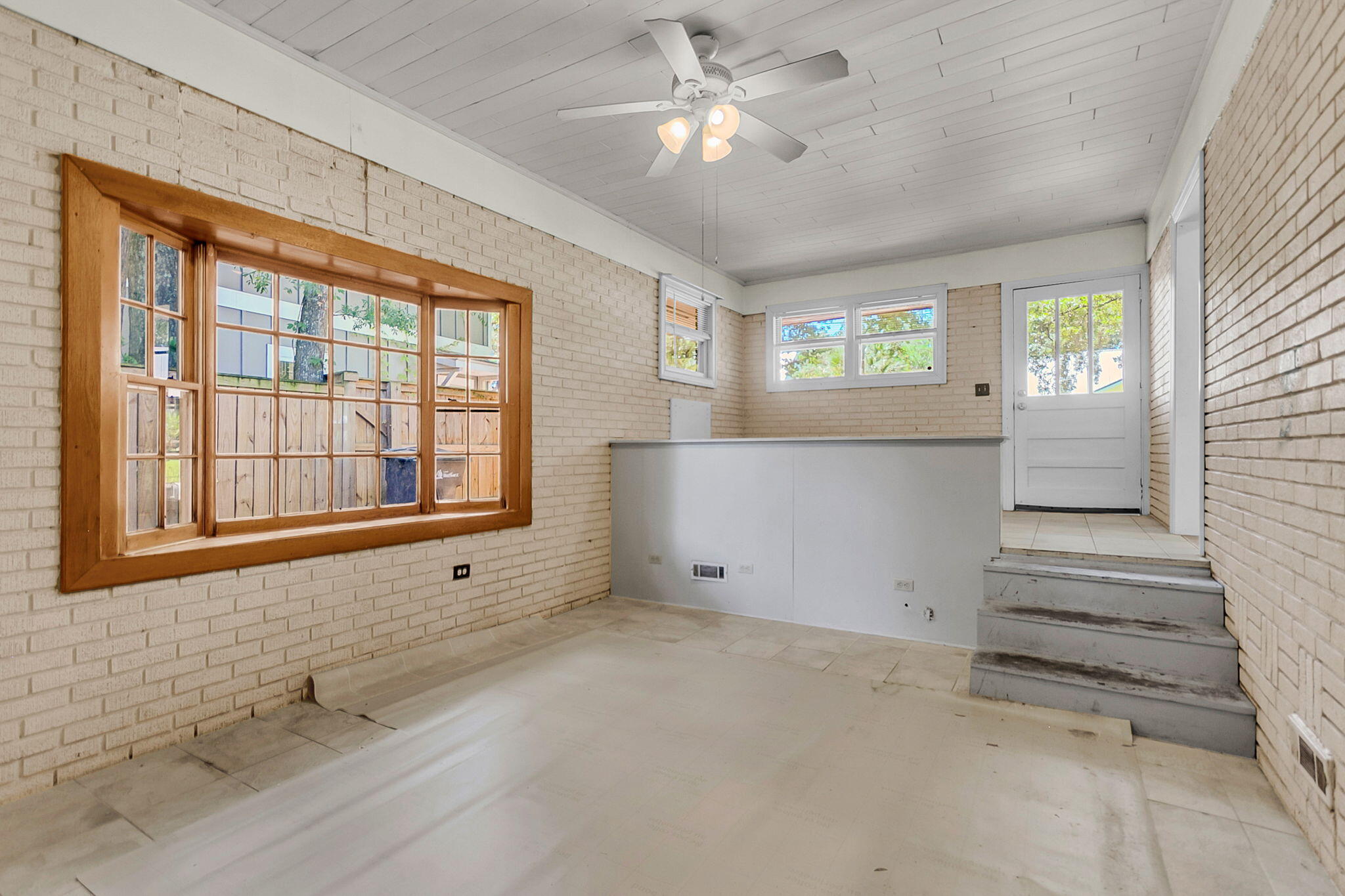 1496 Seminole Street