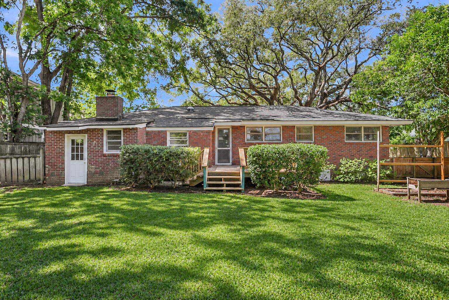 1496 Seminole Street