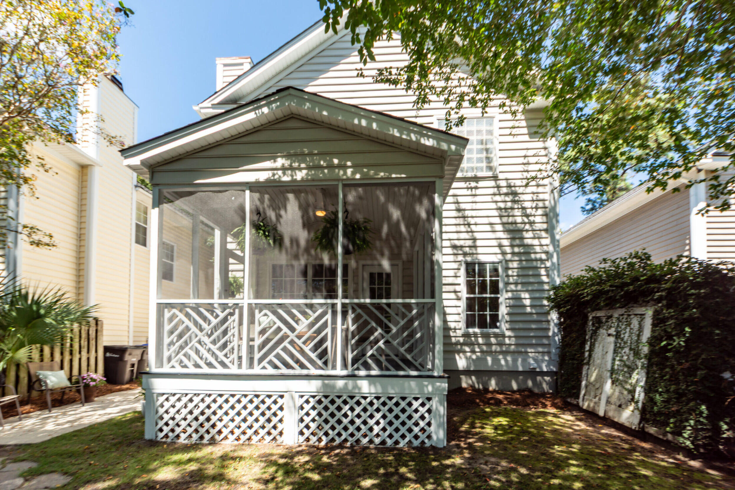 1069 Mathis Ferry Road