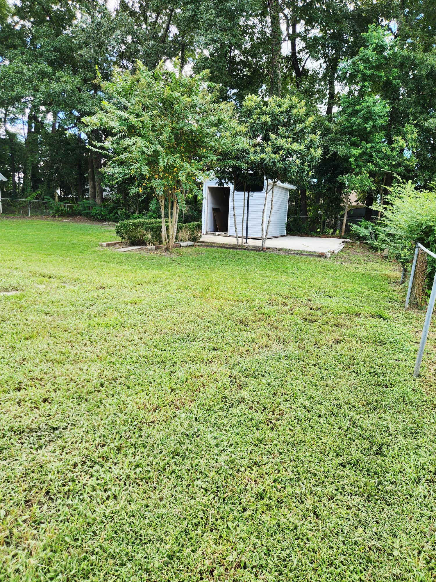221 Farm Road